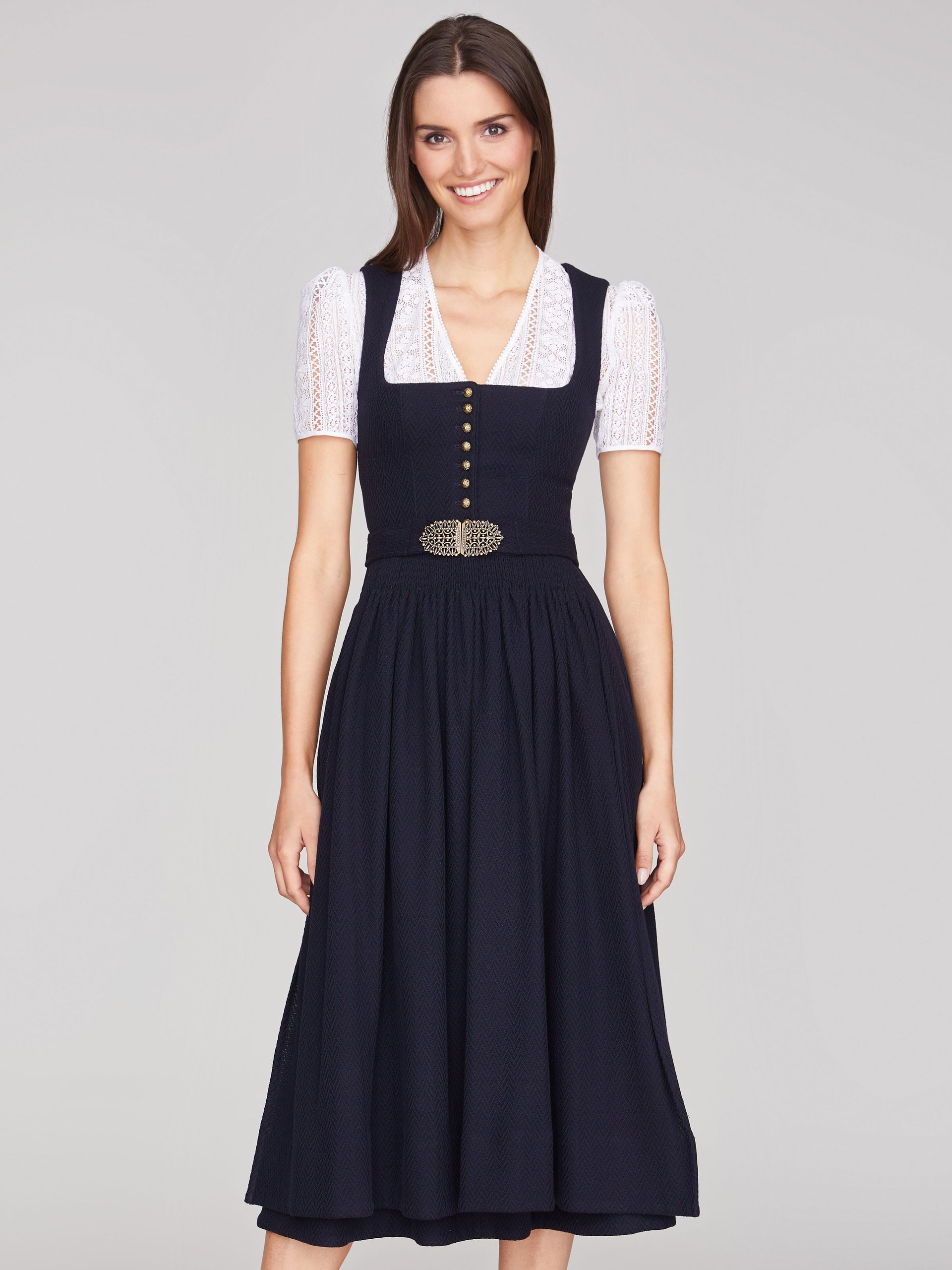 Schne Dirndl Mit Stretch Oberteil Fotos