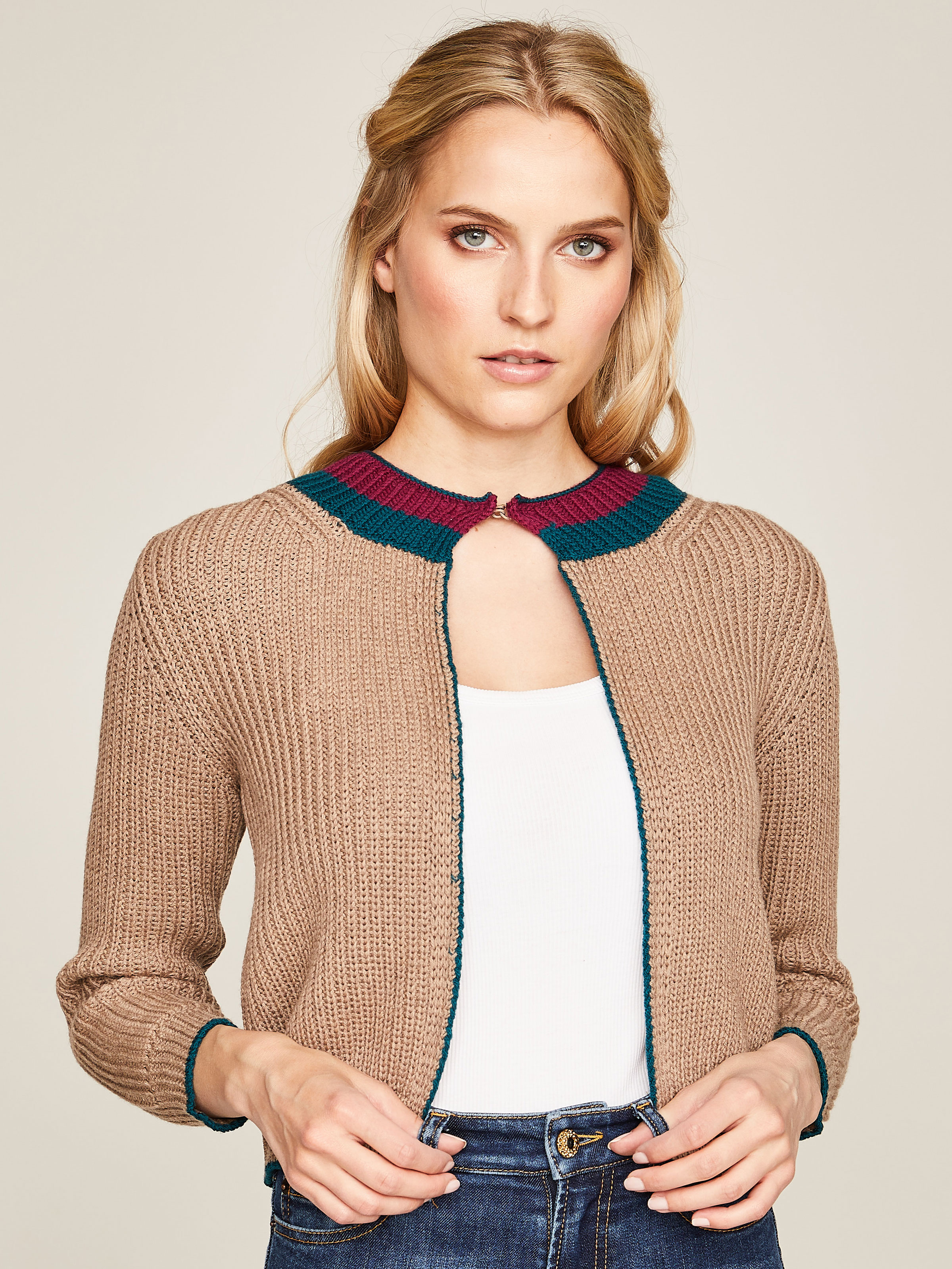 Strickjacke in Beige aus Merinowolle 