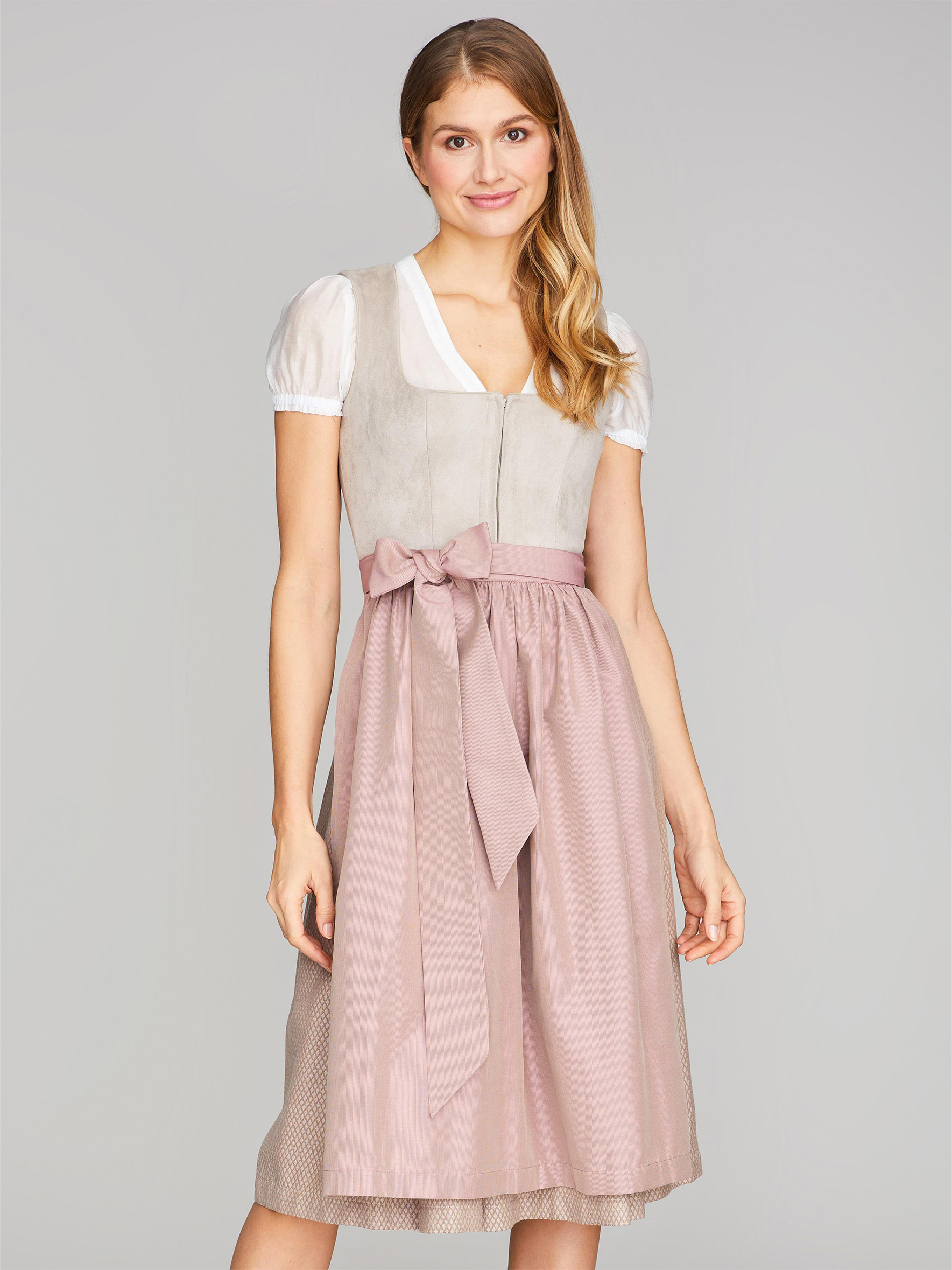 Beiges Dirndl mit Velours-Mieder