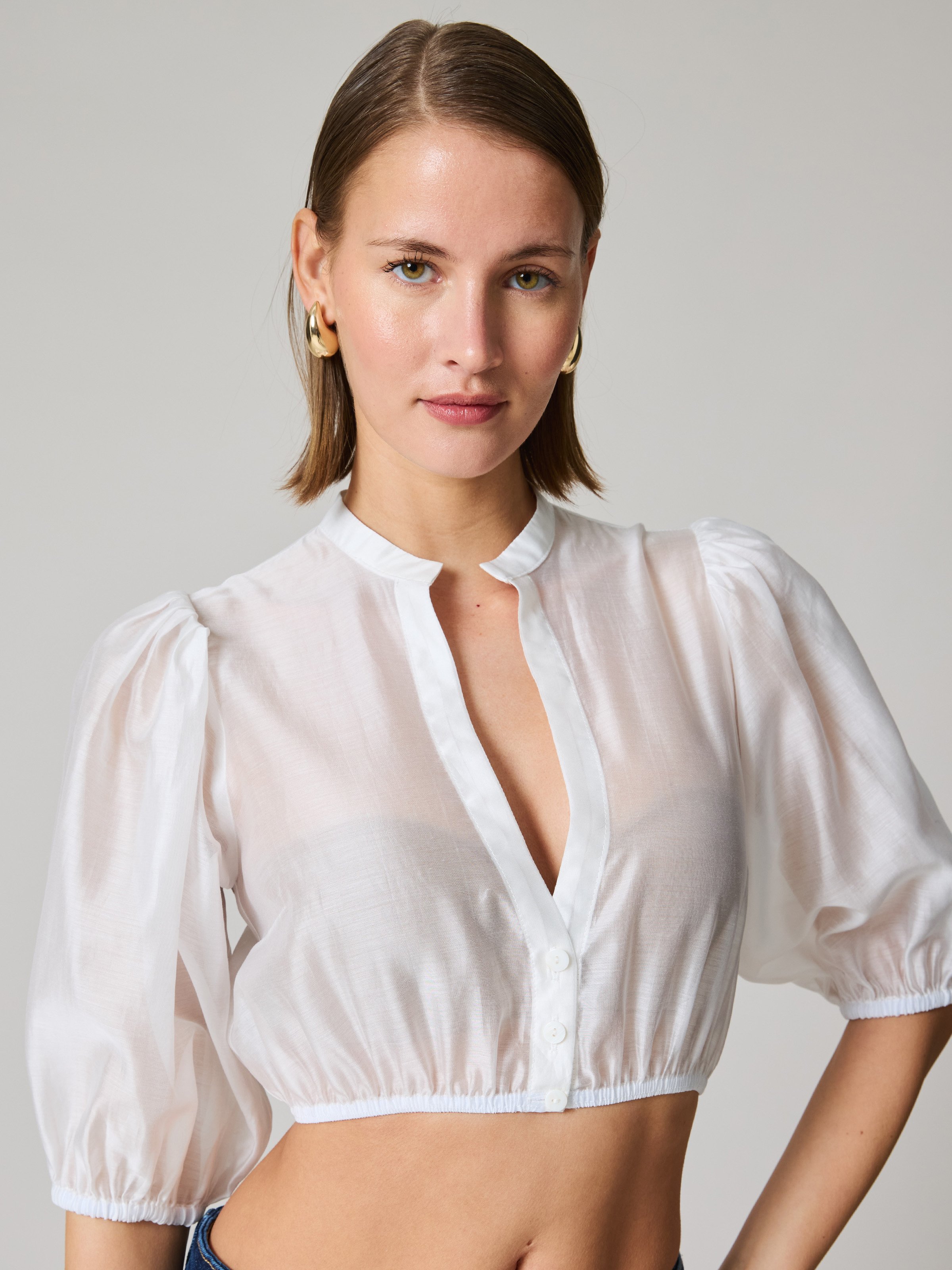 Semi-transparente Bluse in Weiß mit Puffärmel
