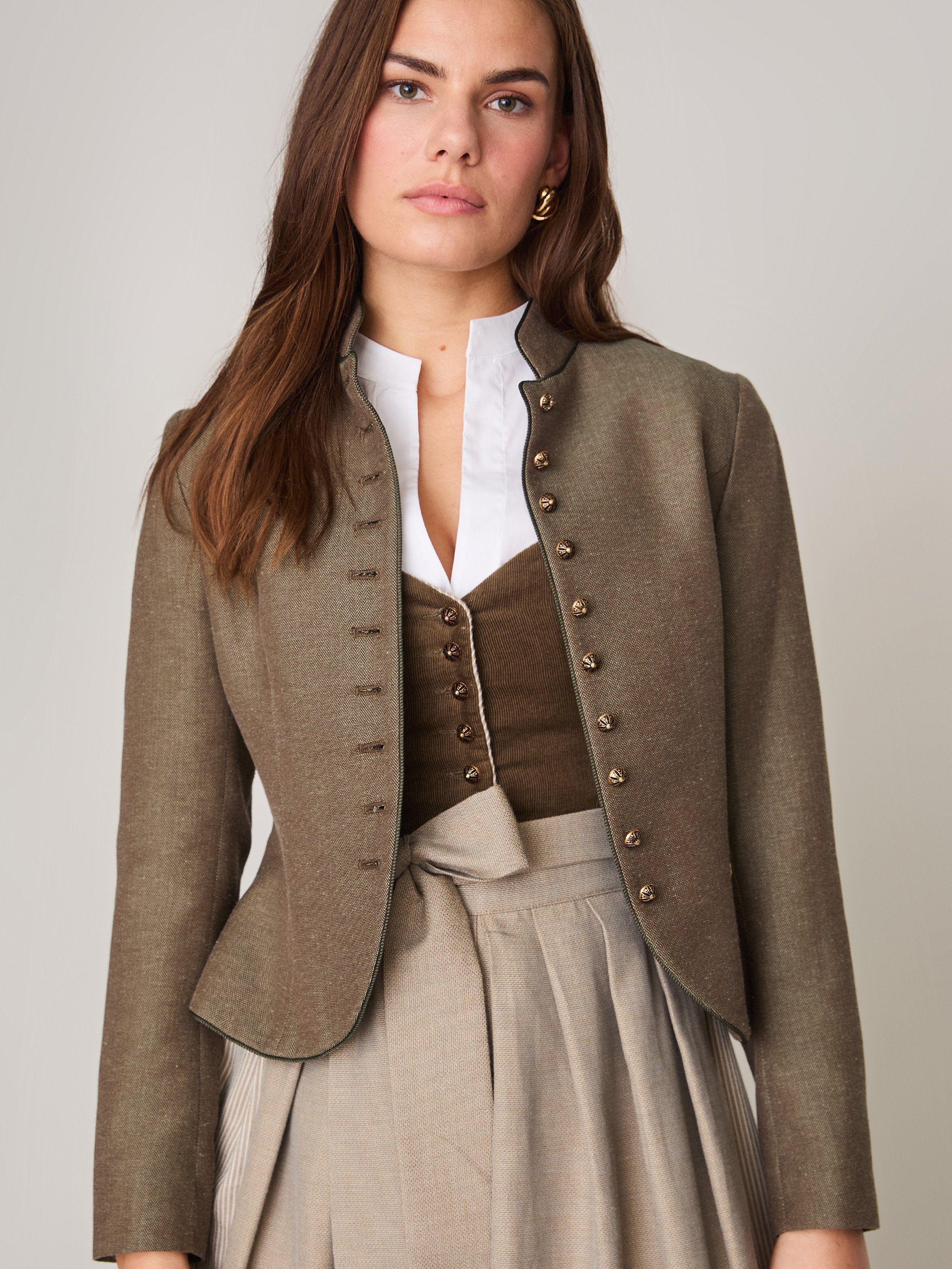 Trachtenjanker in Oliv