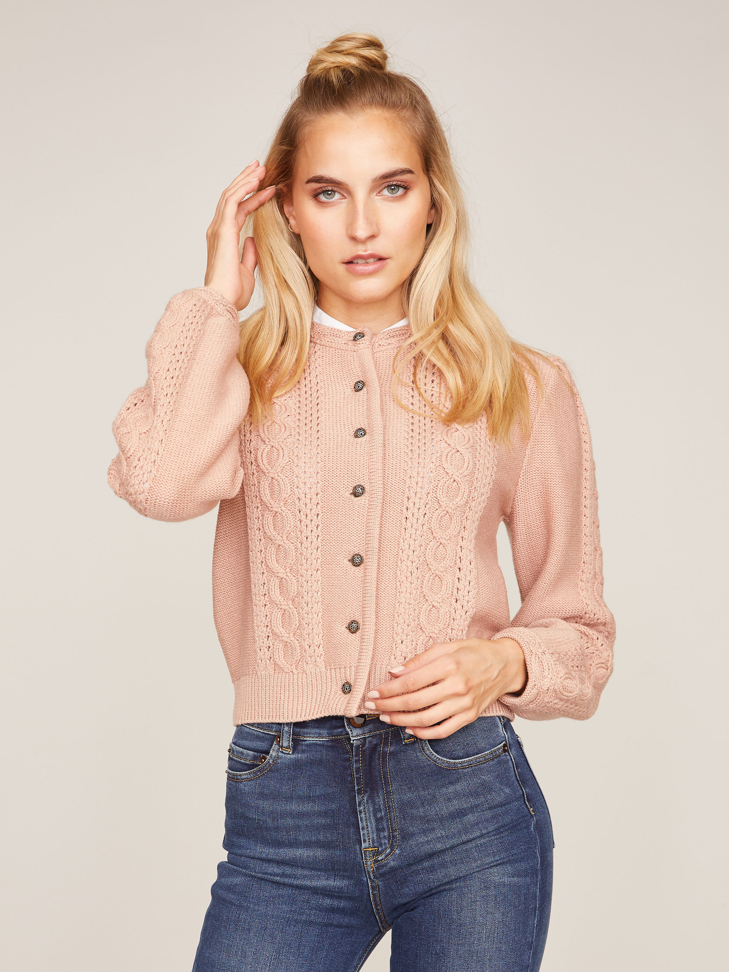 Oversized Strickjacke in sanftem Apricot
