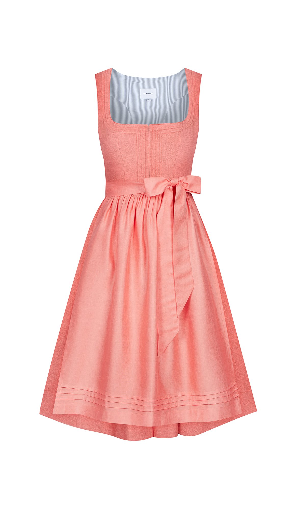 Orangefarbenes Dirndl mit Schnursteppung