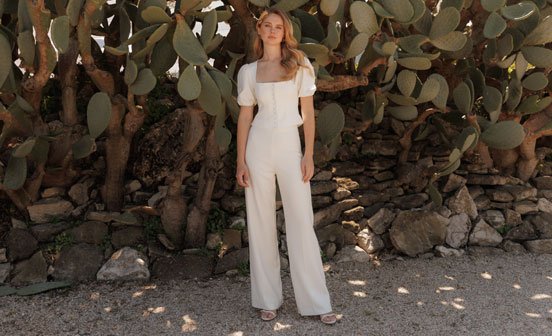 Braut Zweiteiler aus Braut-Mieder und Braut-Hose Braut Zweiteiler aus Braut-Mieder und Braut-Hose