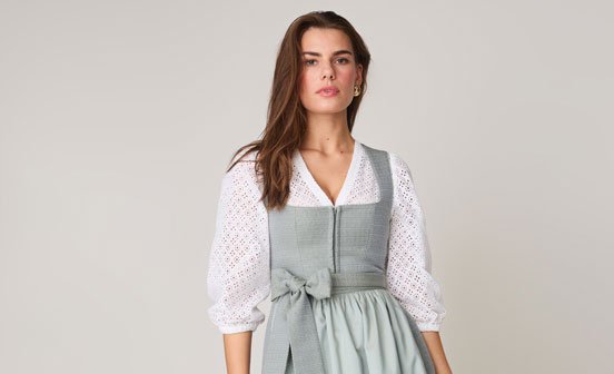 Dirndl in Salbeigrün Dirndl in Salbeigrün