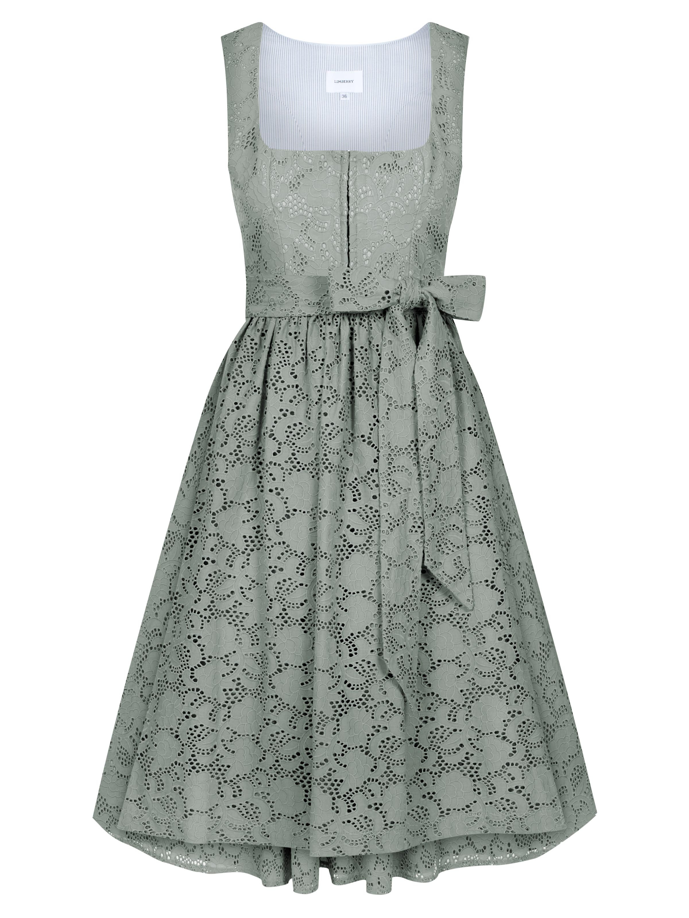 Grünes Dirndl aus Lochspitze