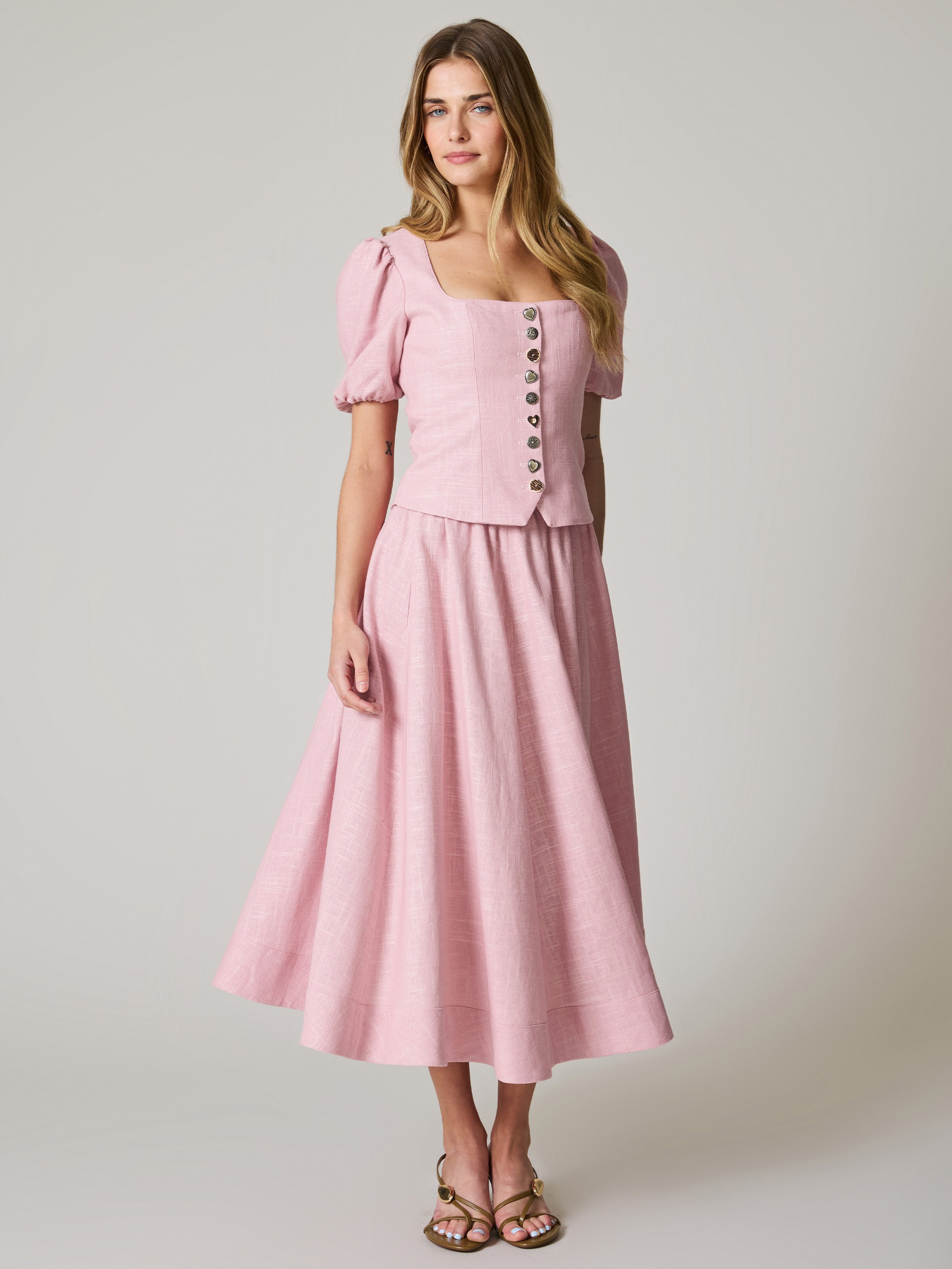 Zweiteiler in Rosa mit Mix and Match Knopfleiste
