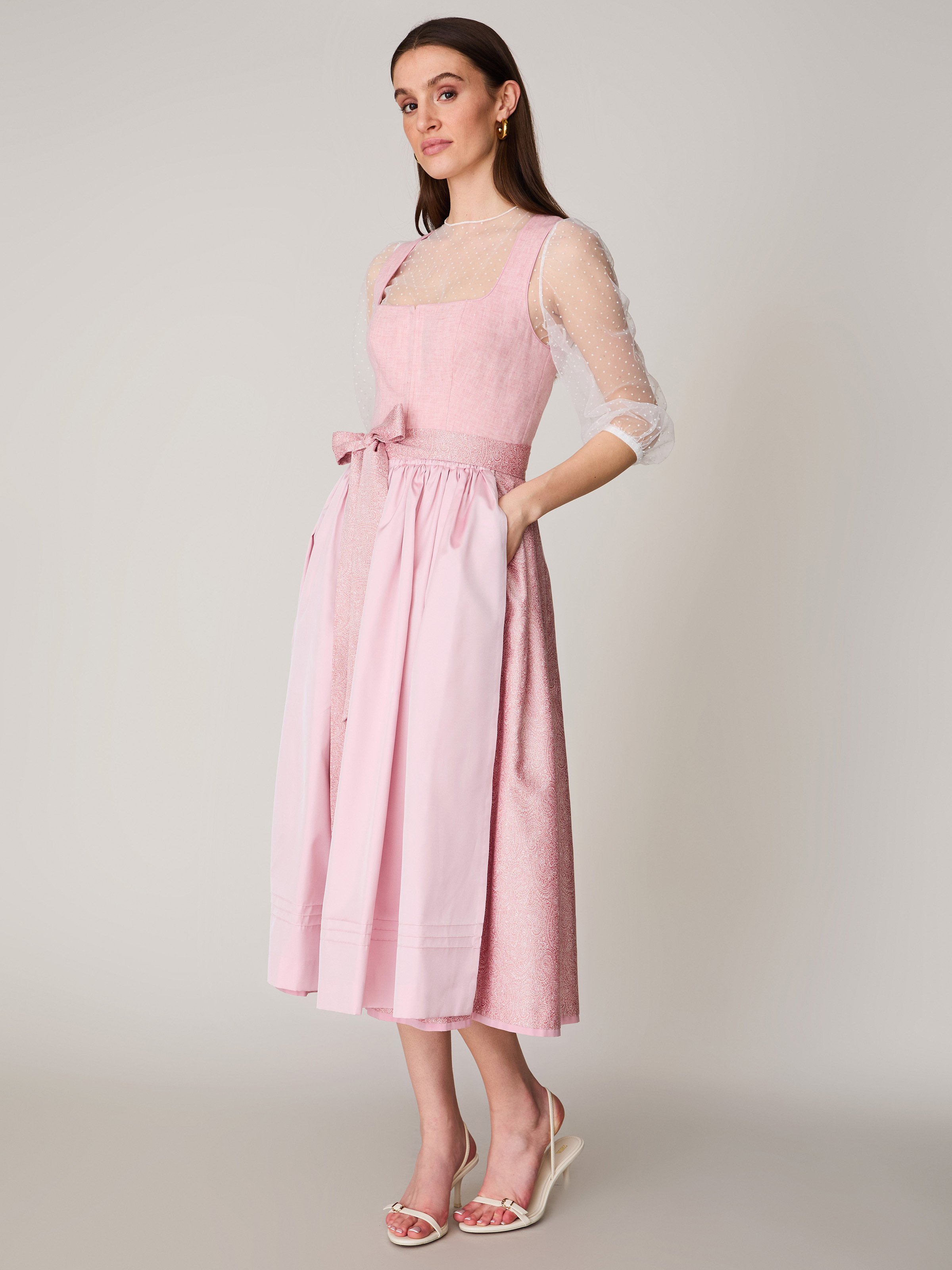Pinkes Dirndl mit Leinen-Mieder