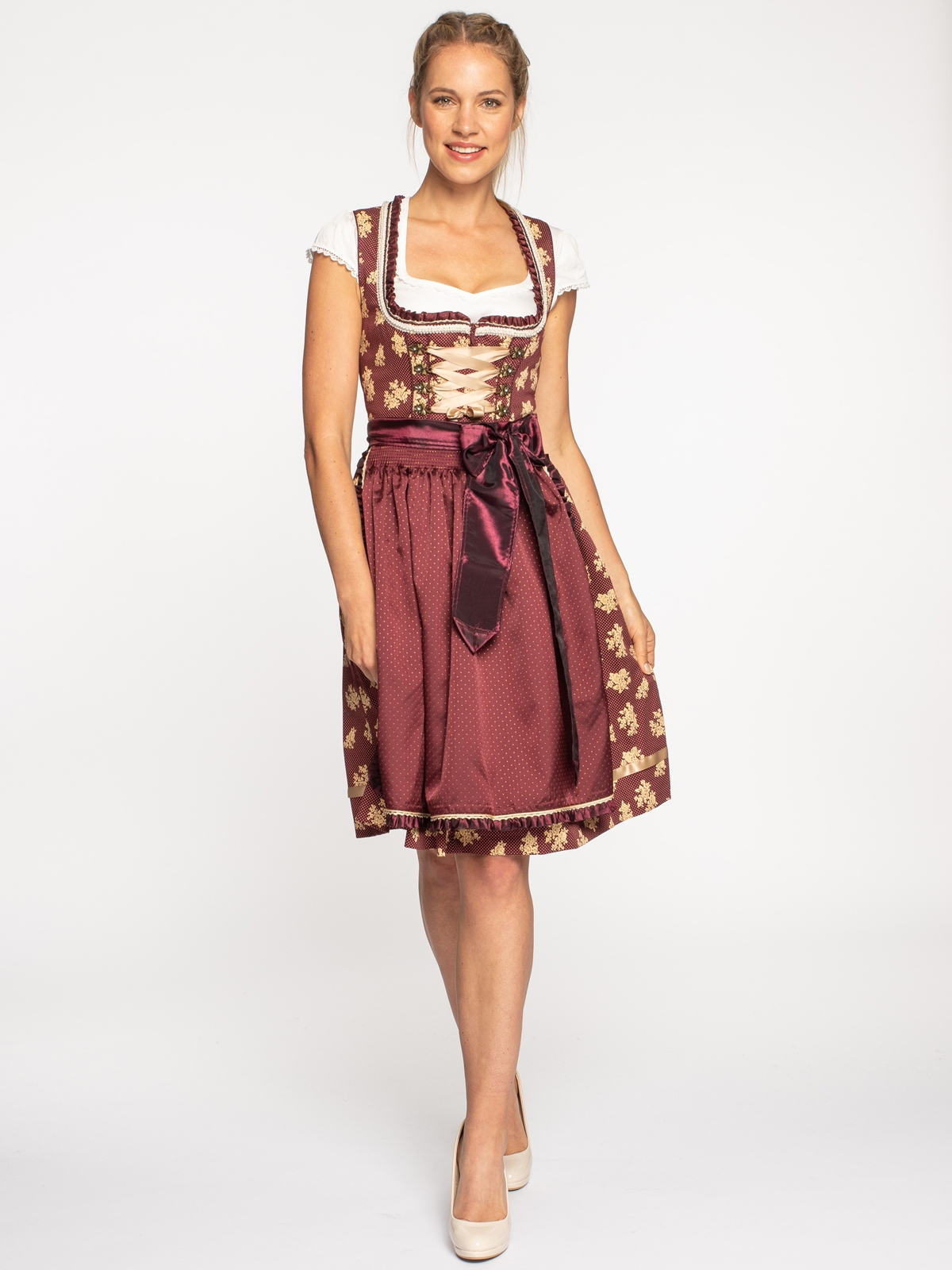 Dirndl in Beere