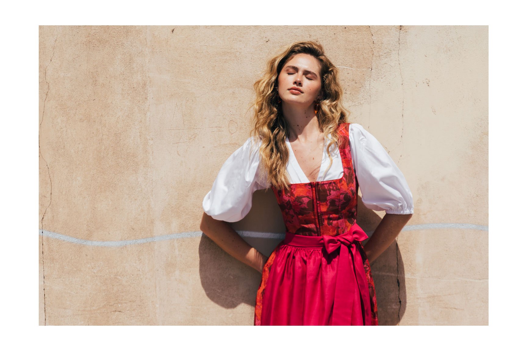 Dirndl in Rot