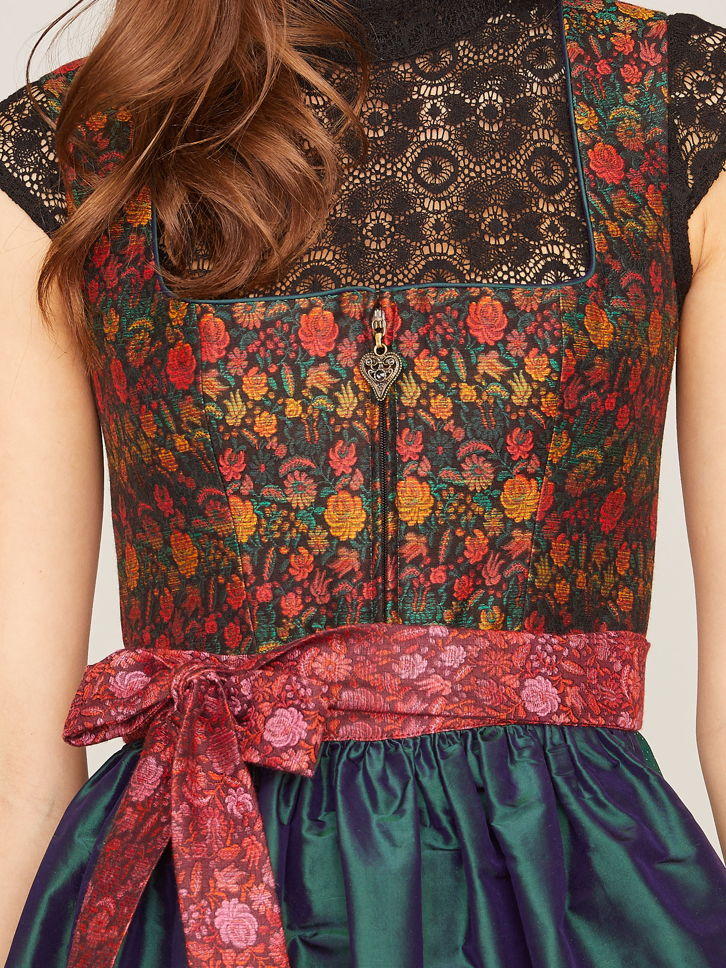 Grünes Dirndl