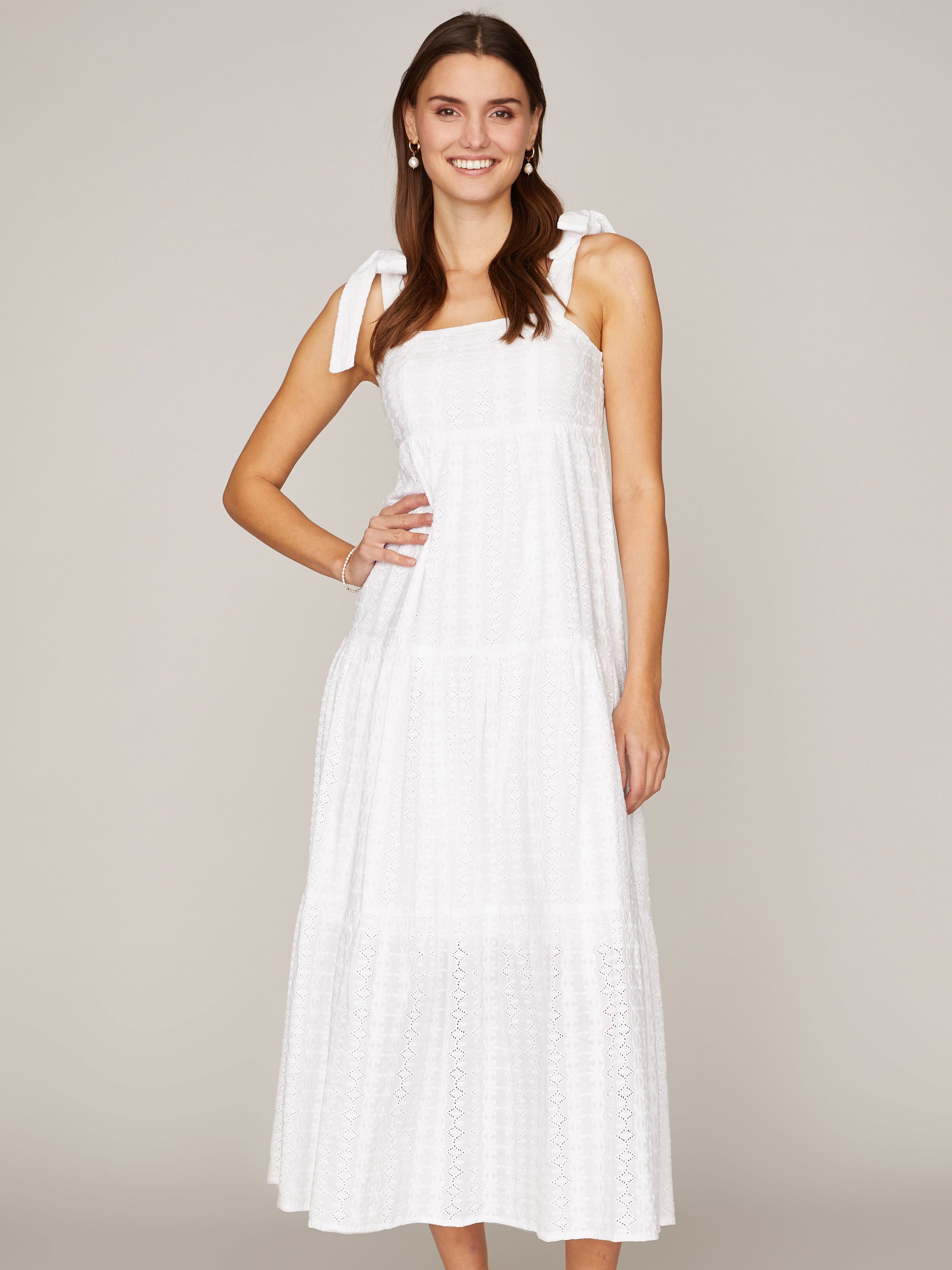 Maxikleid aus Lochspitze