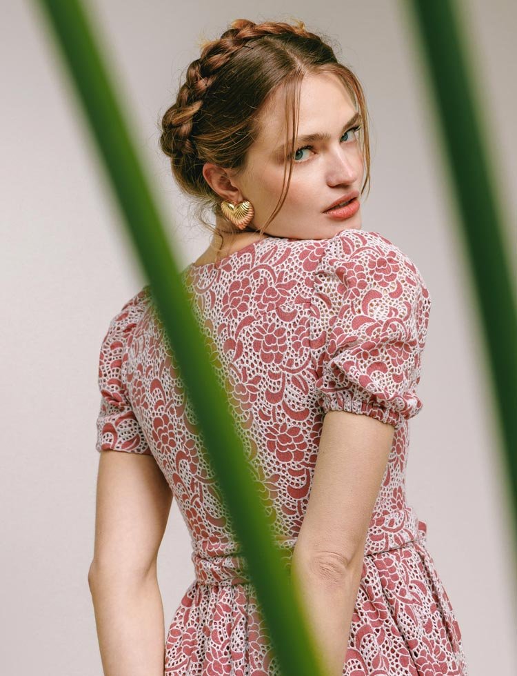 Banner component mobile image