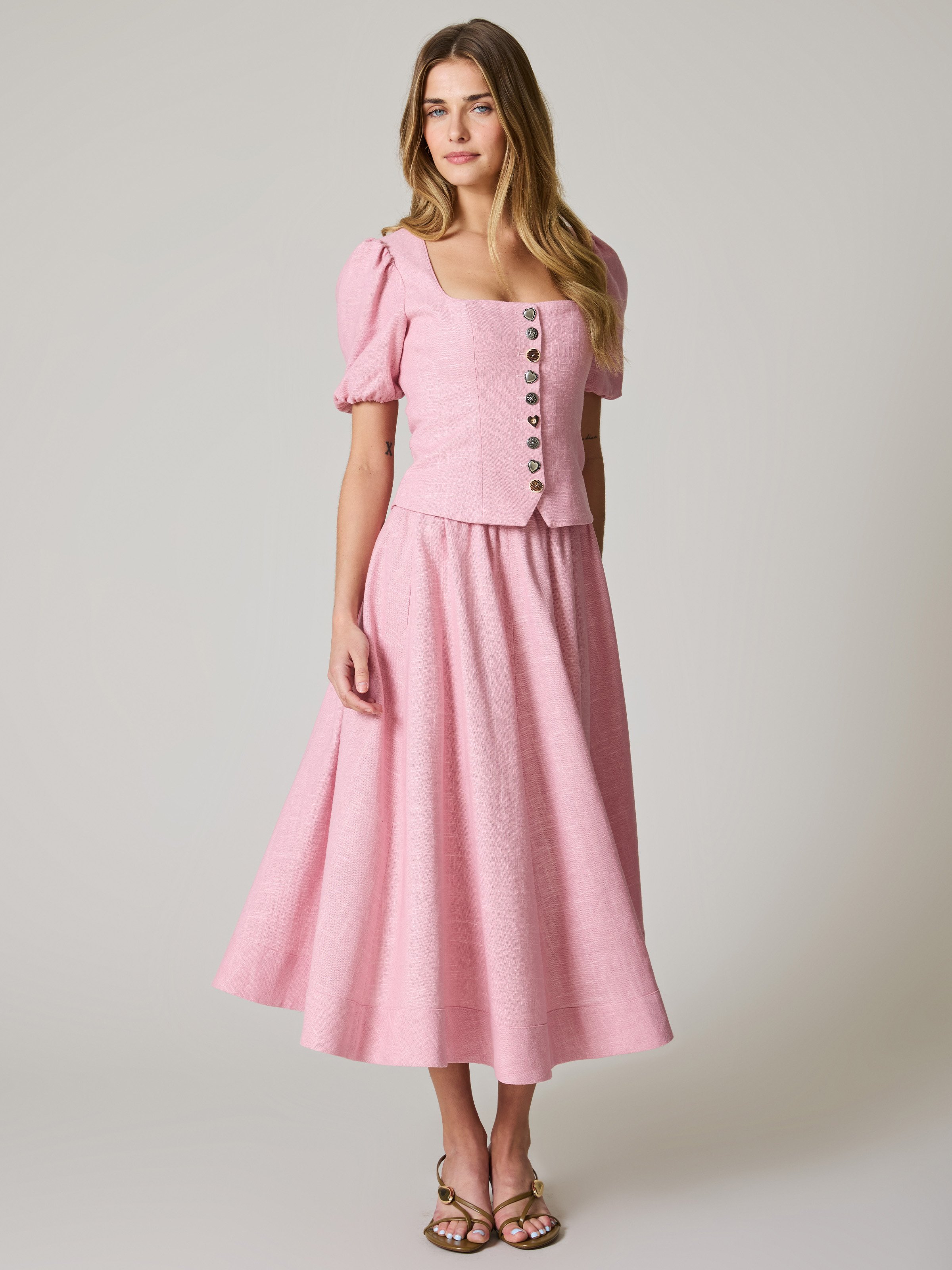 Zweiteiler in Rosa mit Mix and Match Knopfleiste