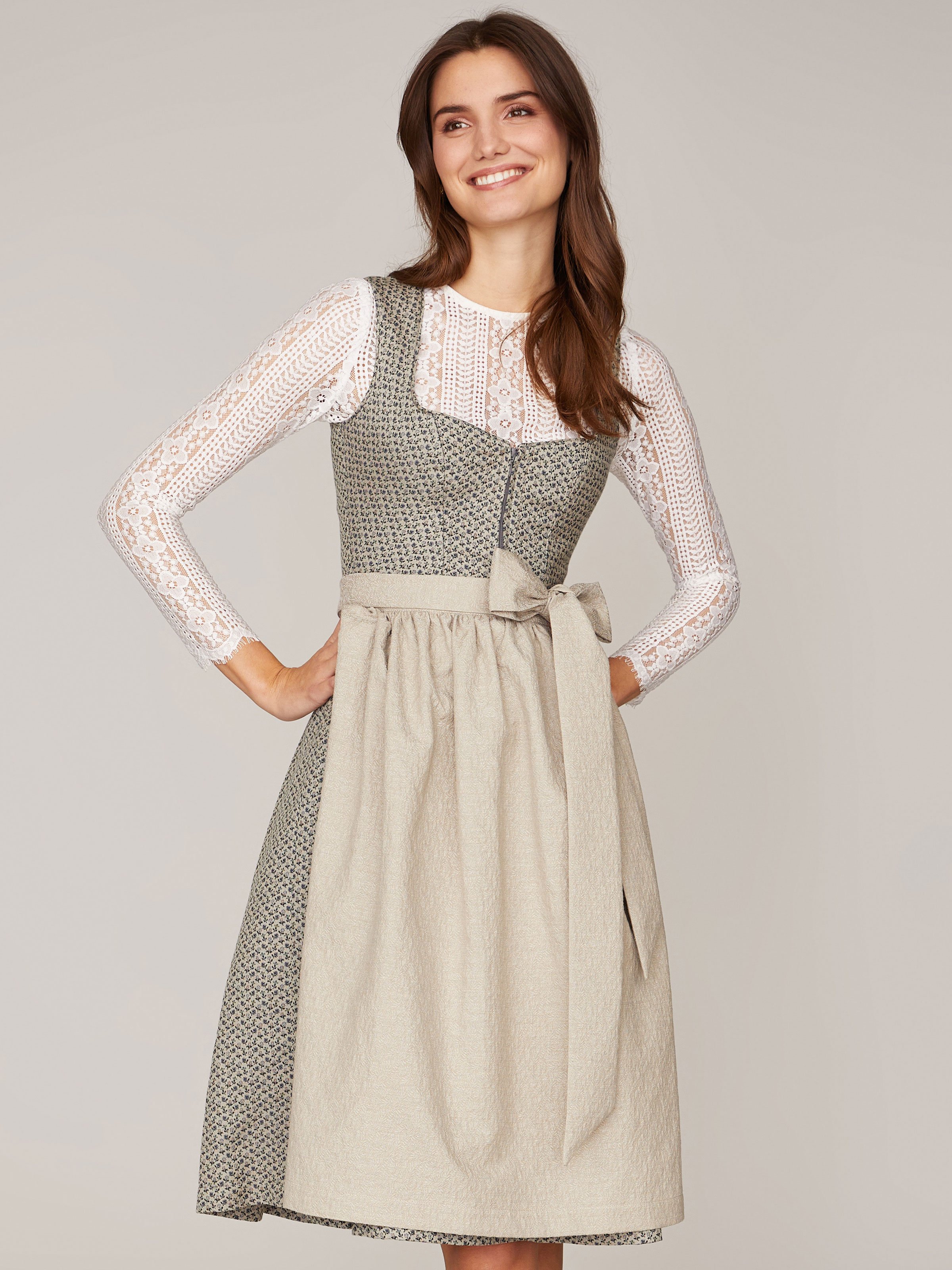 Beige-Blaues Dirndl 