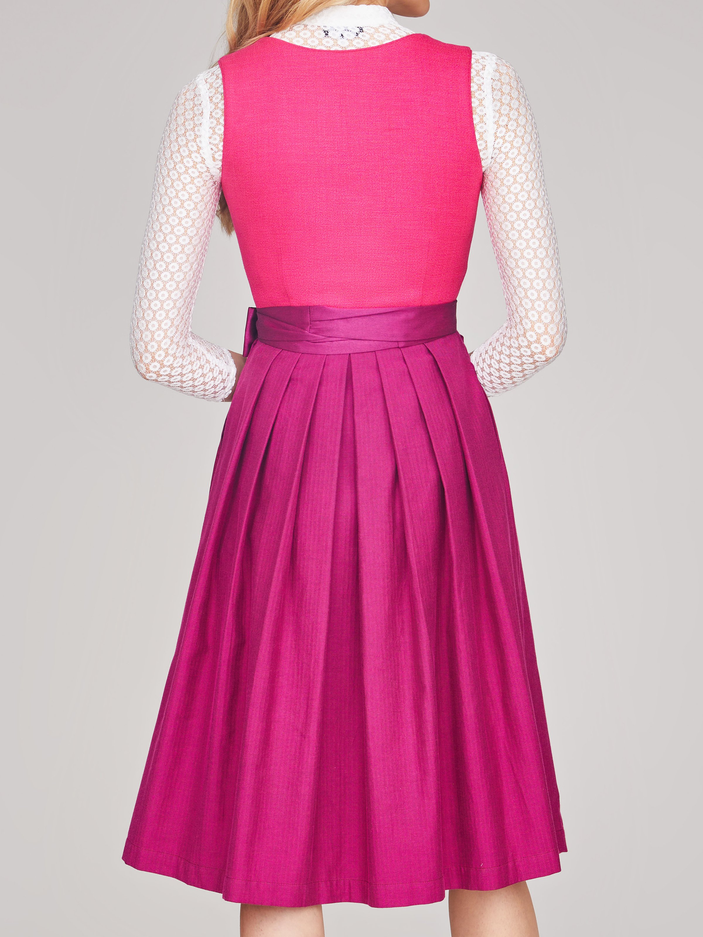 Pinkes Dirndl Sapphire von LIMBERRY Rückenansicht Pinkes Dirndl Sapphire Rückenansicht