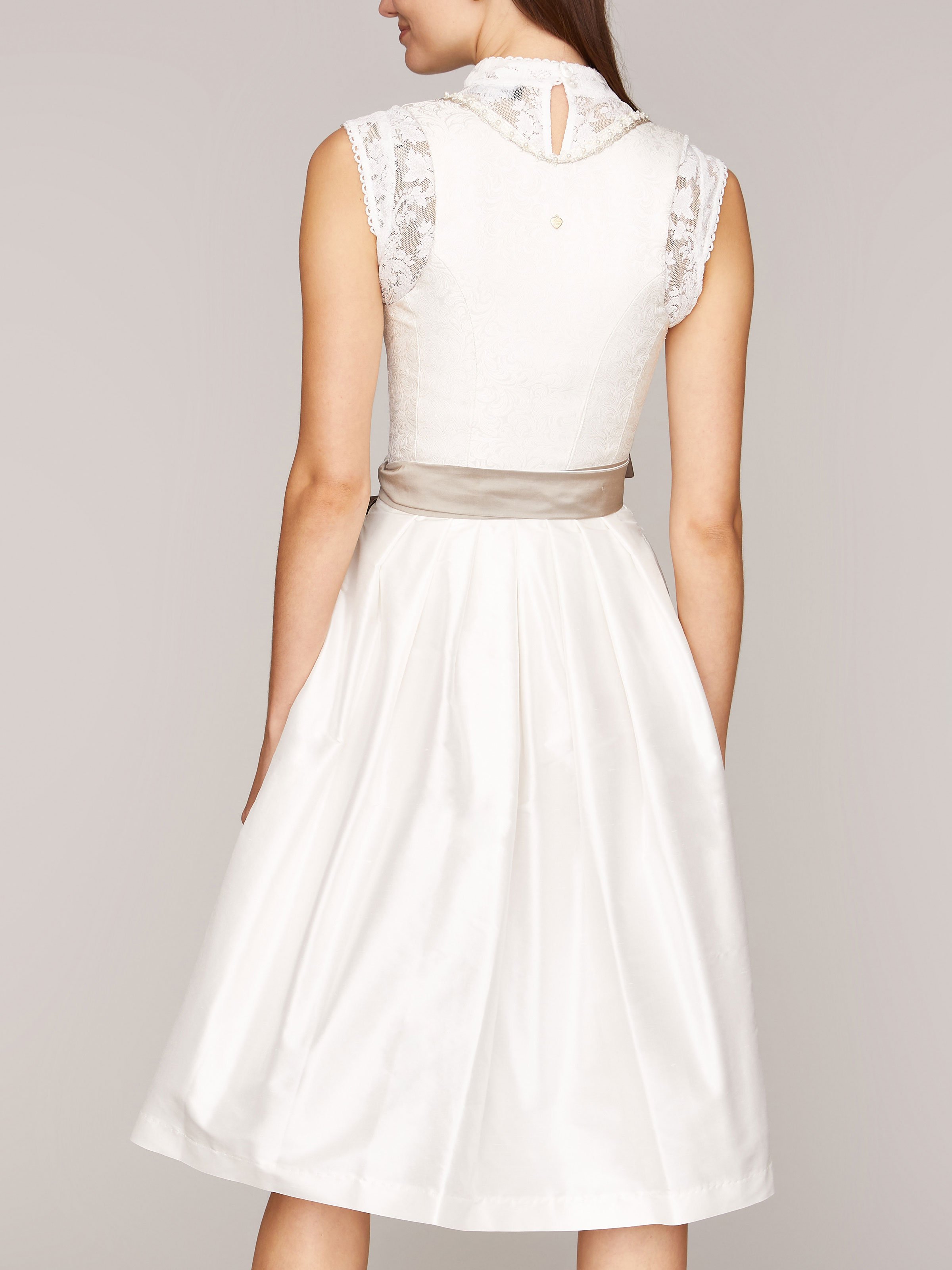 Weißes Dirndl