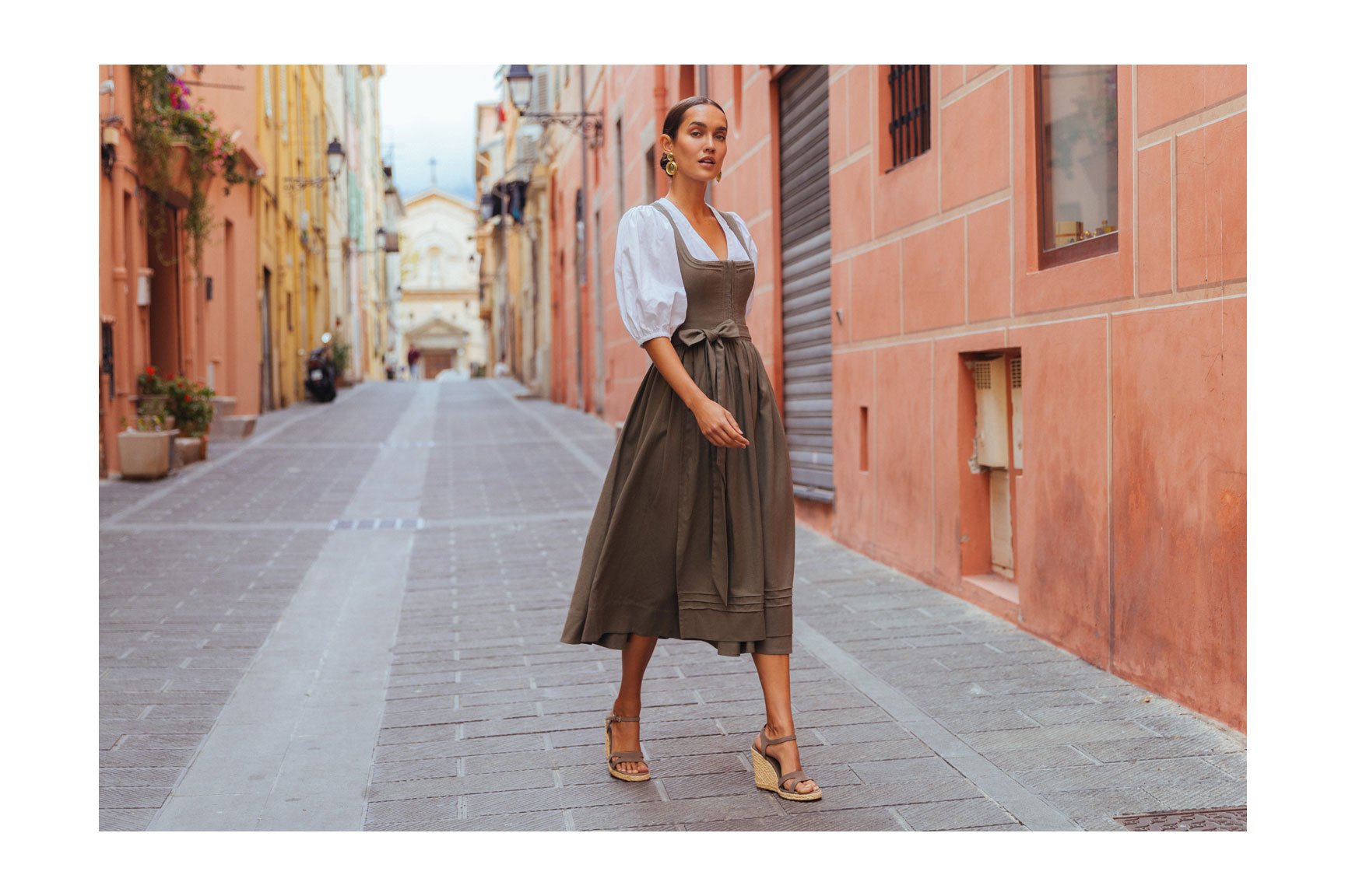 Banner component desktop image