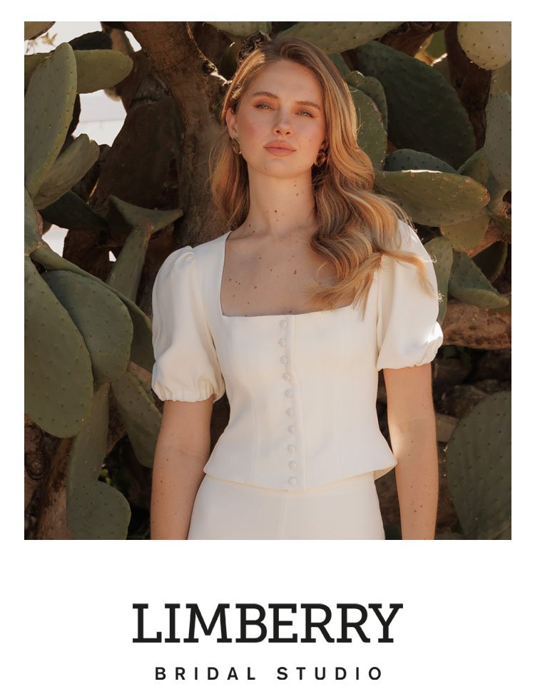 Zweiteiler Braut Outfit von LIMBERRY BRIDAL STUDIO Zweiteiler Braut Outfit von LIMBERRY BRIDAL STUDIO