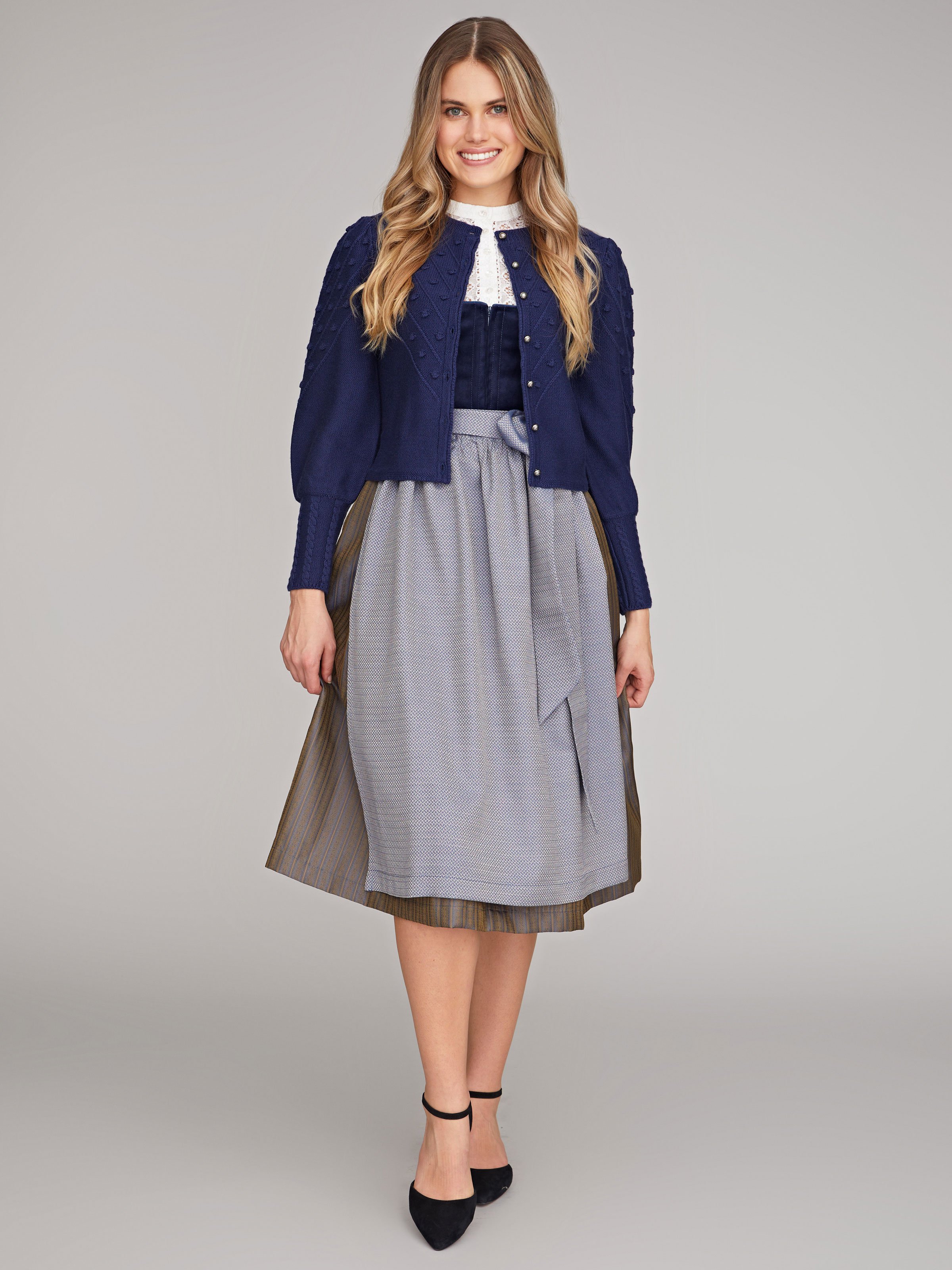 Dunkelblaues Dirndl Dunkelblaues Dirndl