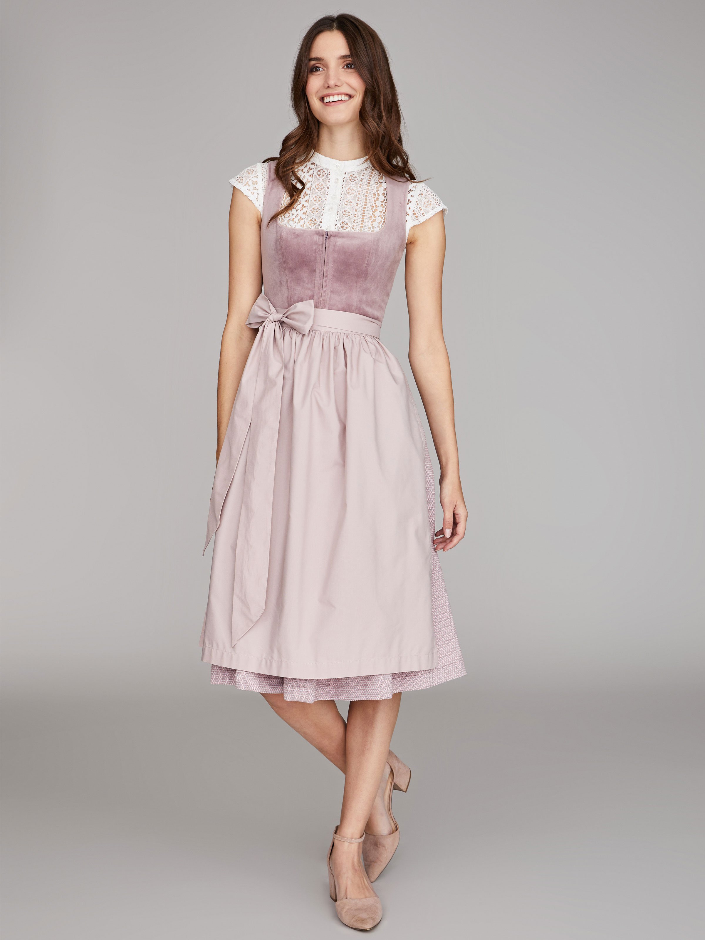 Mauvefarbenes Samtdirndl Mauvefarbenes Samtdirndl