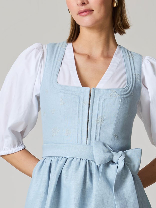 Leinendirndl
