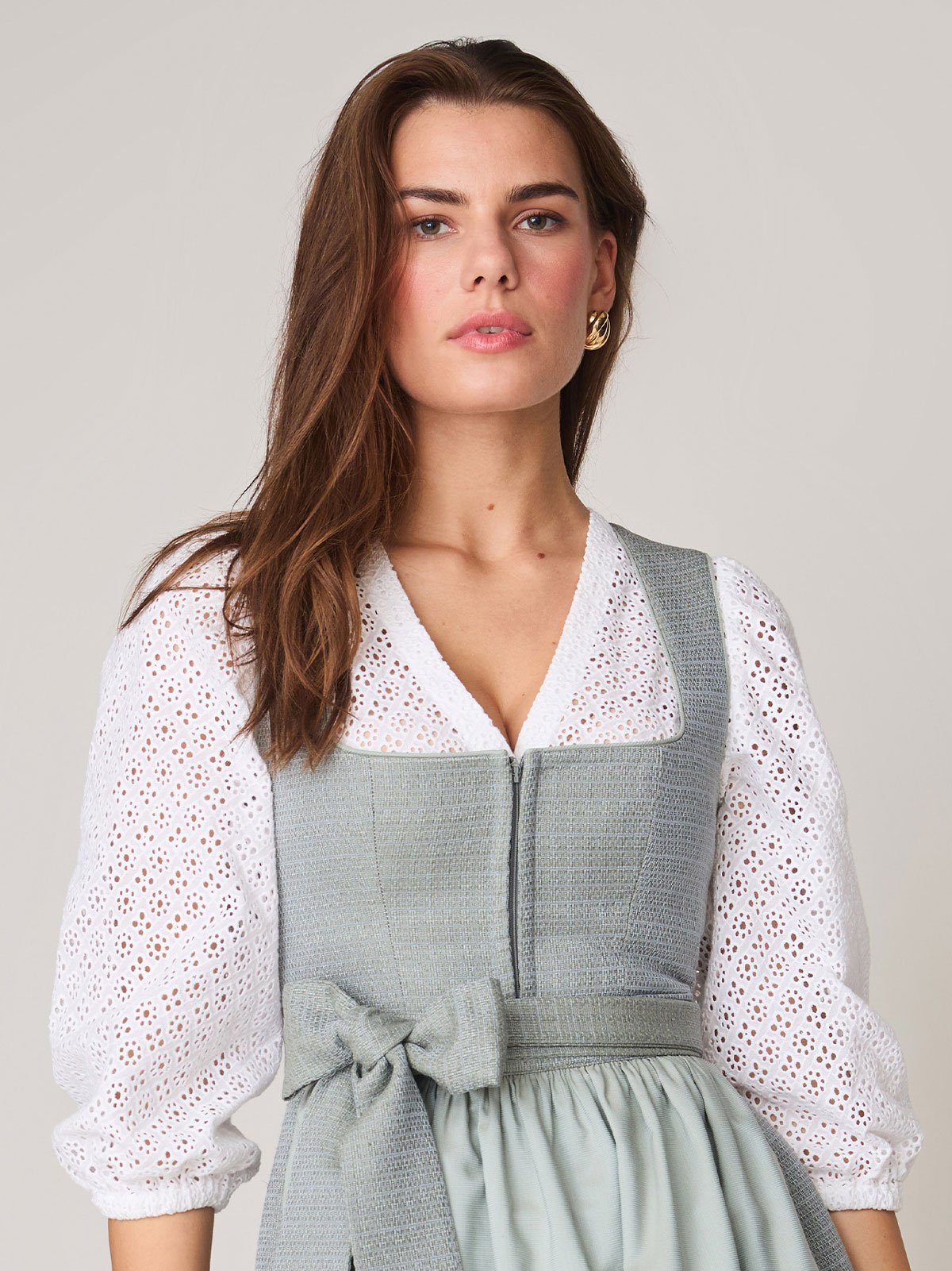 Cremeweiße Dirndlbluse mit 3/4 Arm