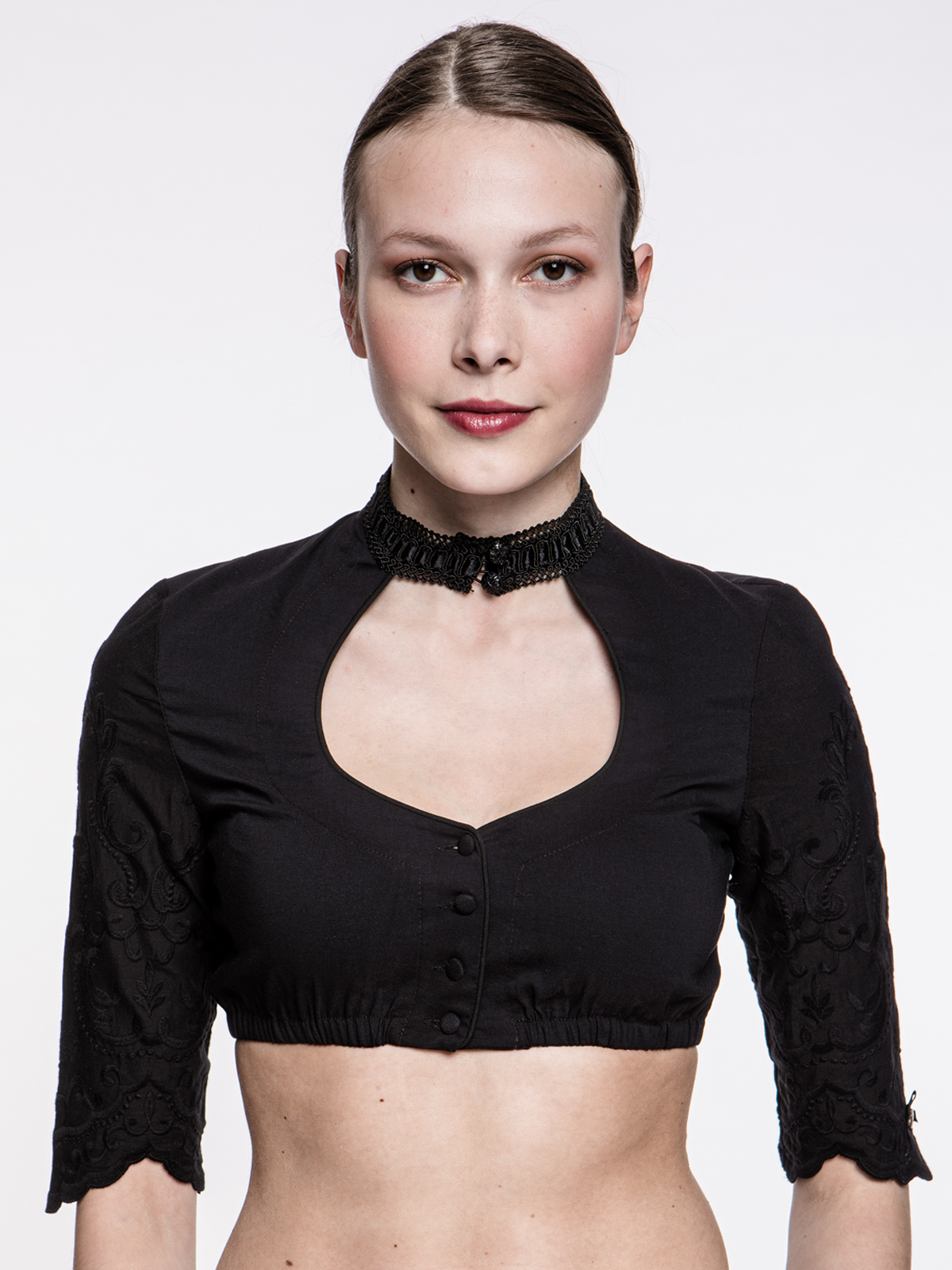 Schwarze Dirndlbluse mit geschlossenem Kragen
