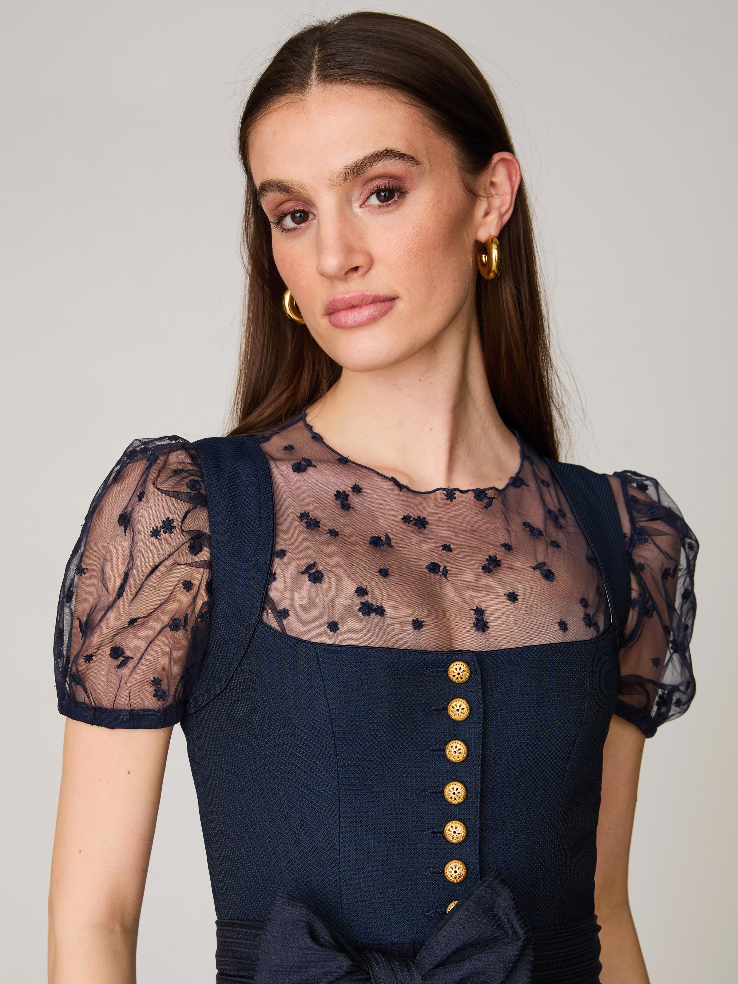 Dirndlbluse in Dunkelblau mit Puffärmel