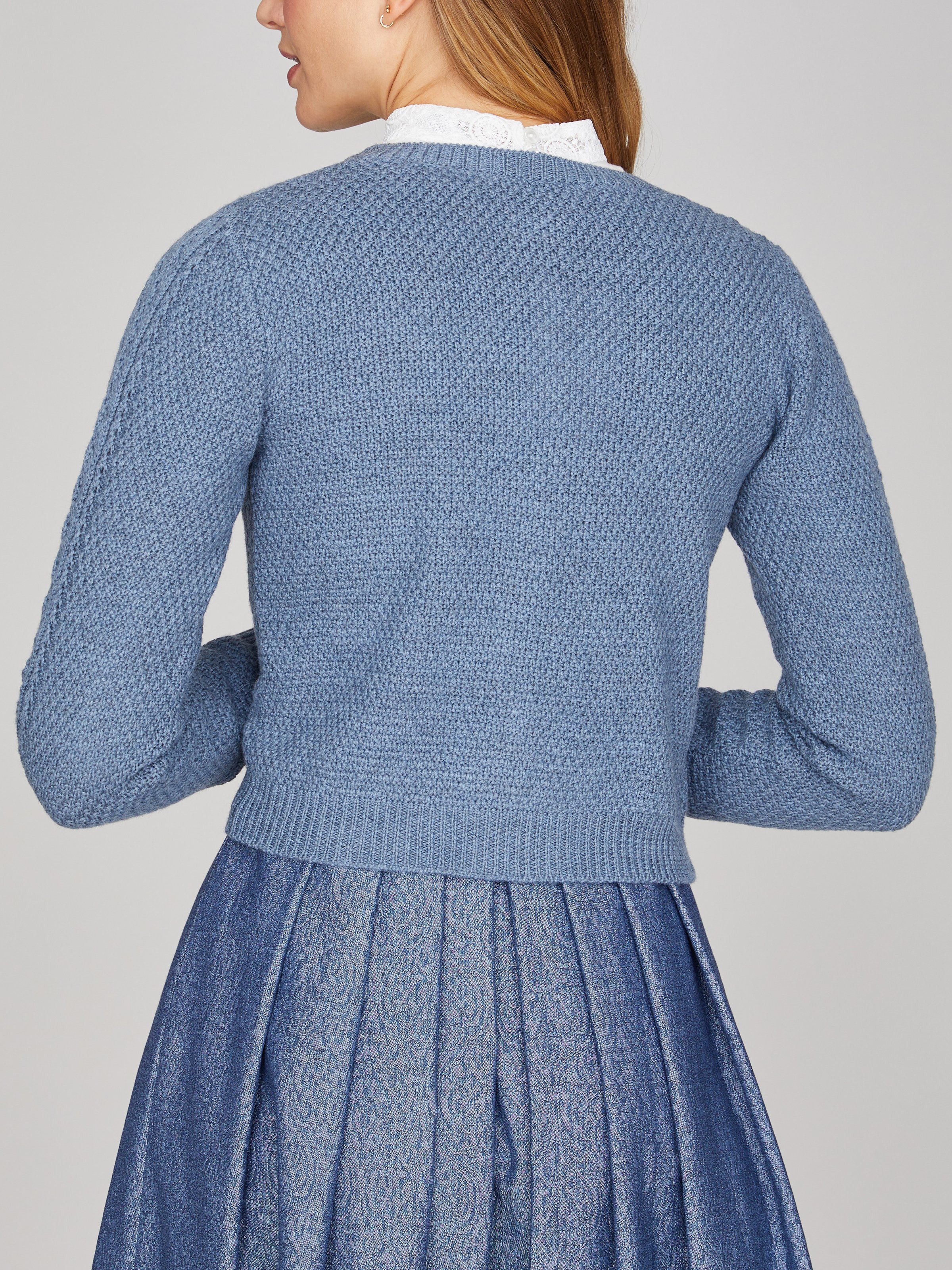 Rauchblaue Strickjacke Rauchblaue Strickjacke