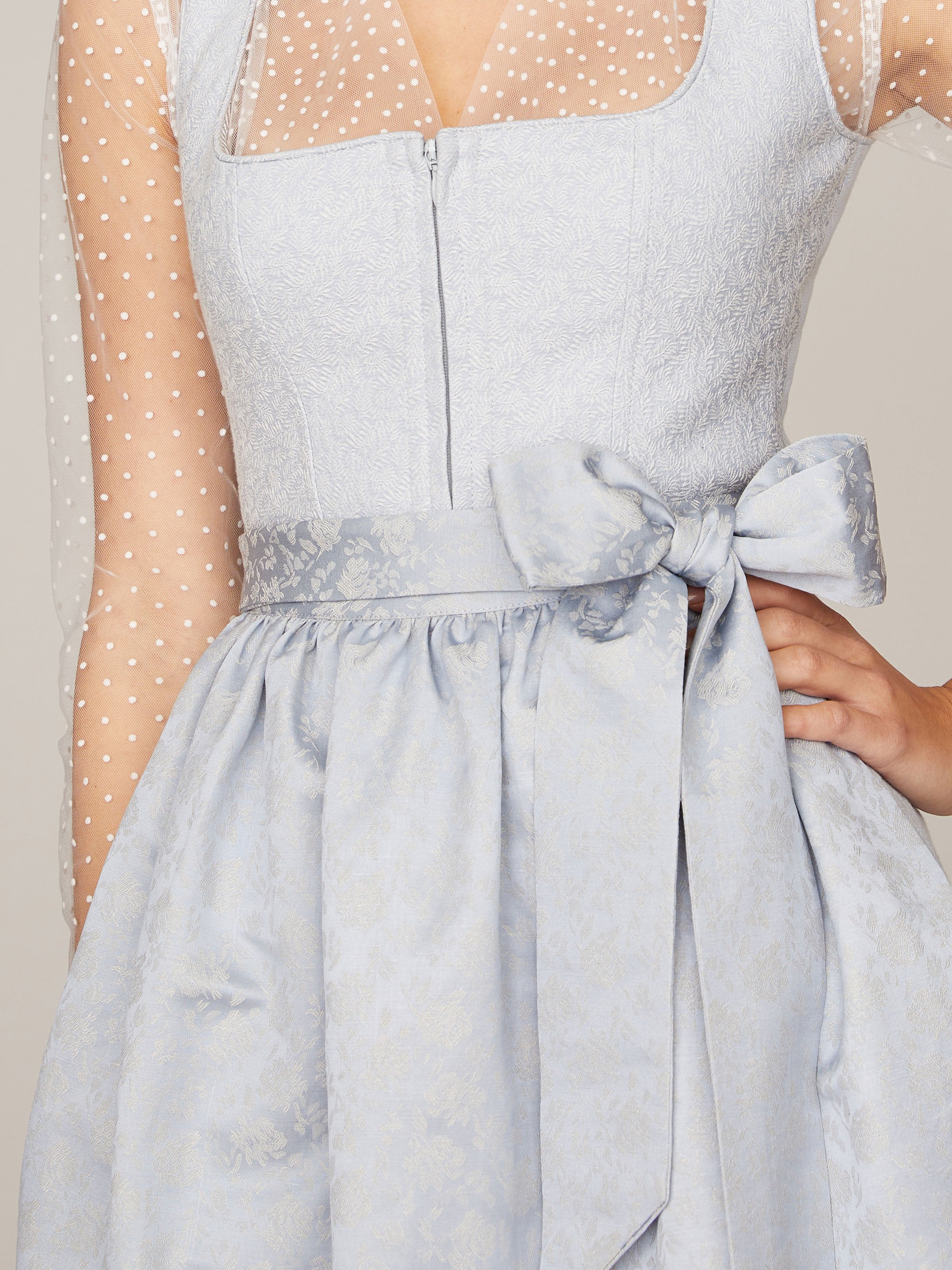 Hellblaues Dirndl Hellblaues Dirndl