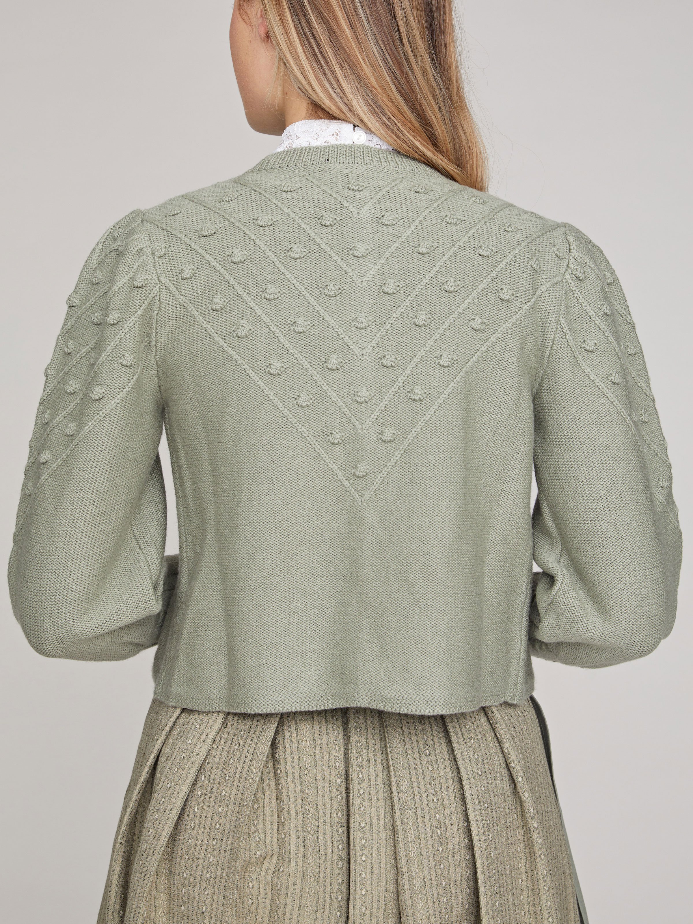 Strickjacke in Khaki Strickjacke in Khaki