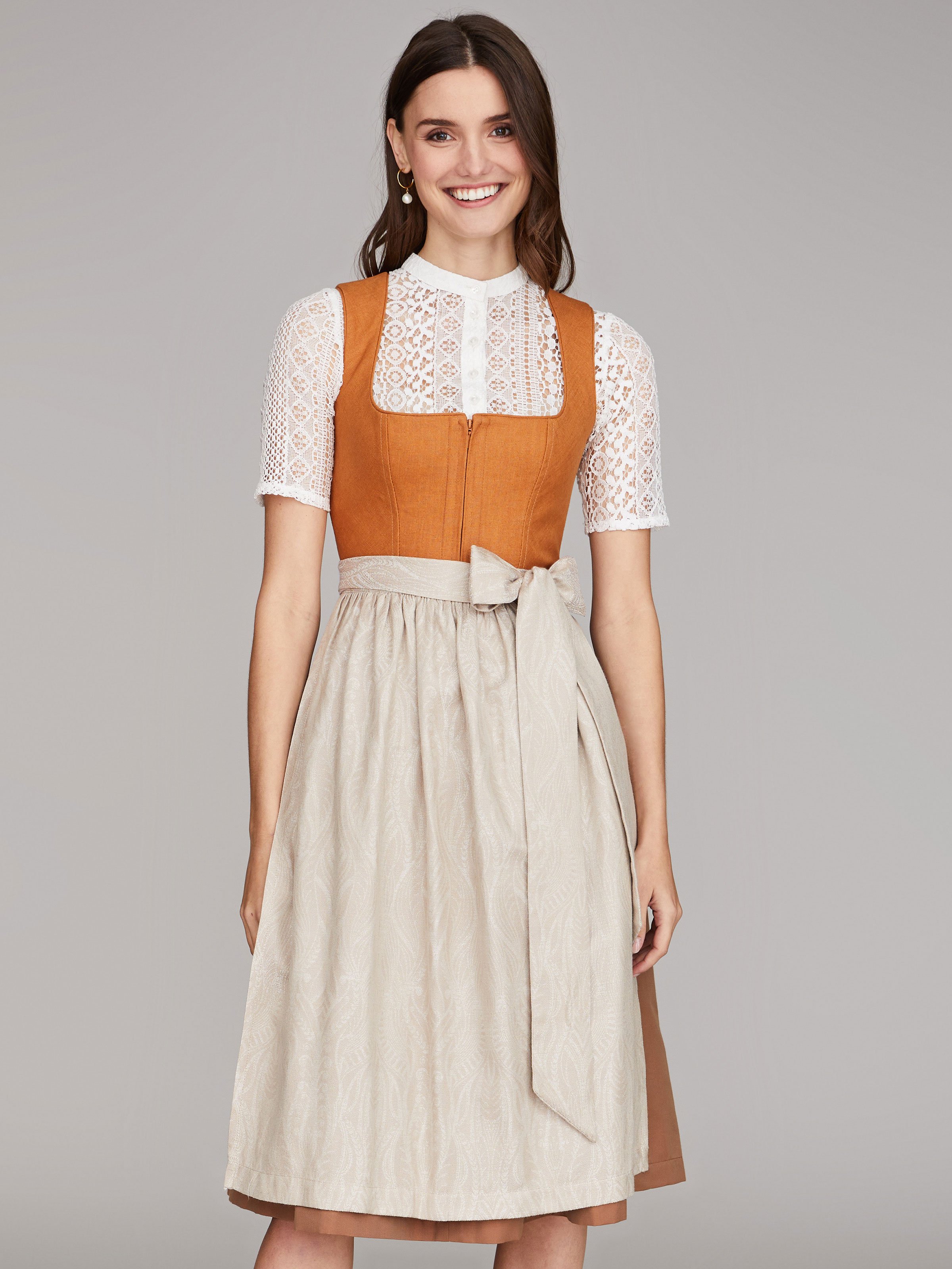 Rostbraunes Balkonett-Dirndl Rostbraunes Balkonett-Dirndl