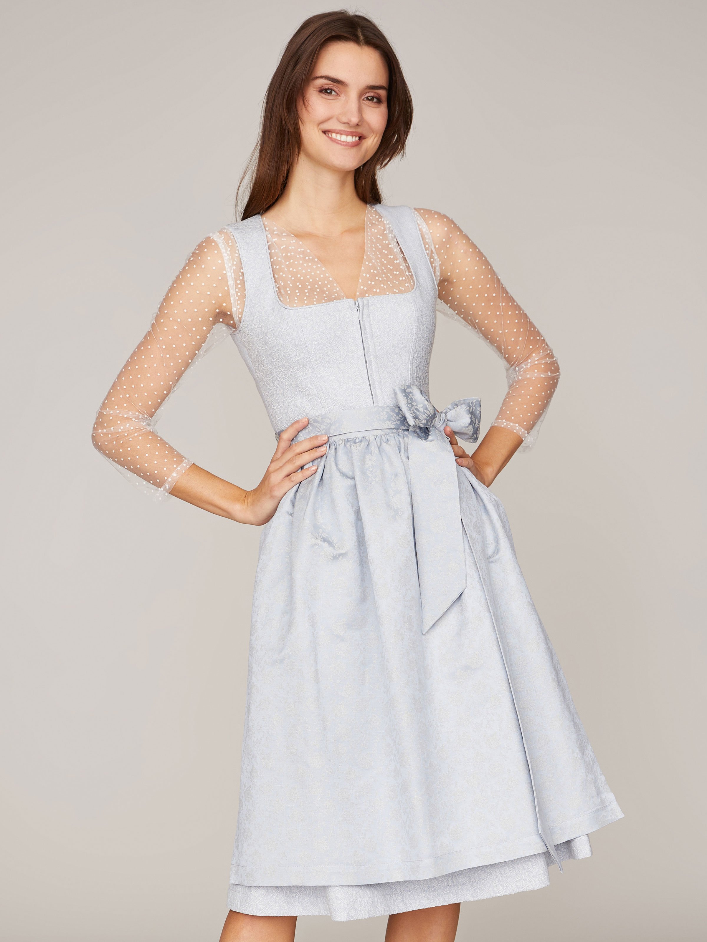 Hellblaues Dirndl Hellblaues Dirndl