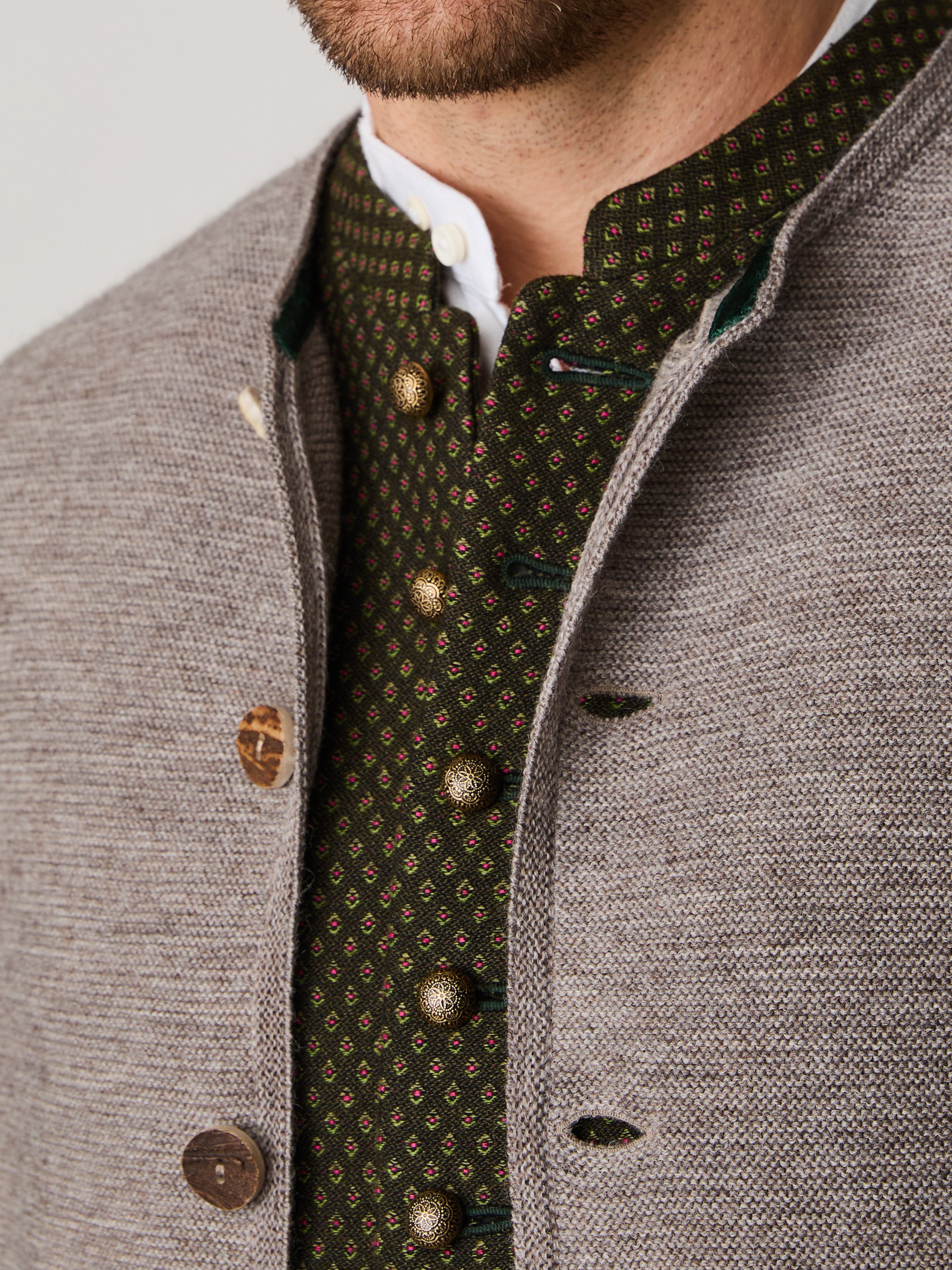 Graue Strickjacke Gottseidank