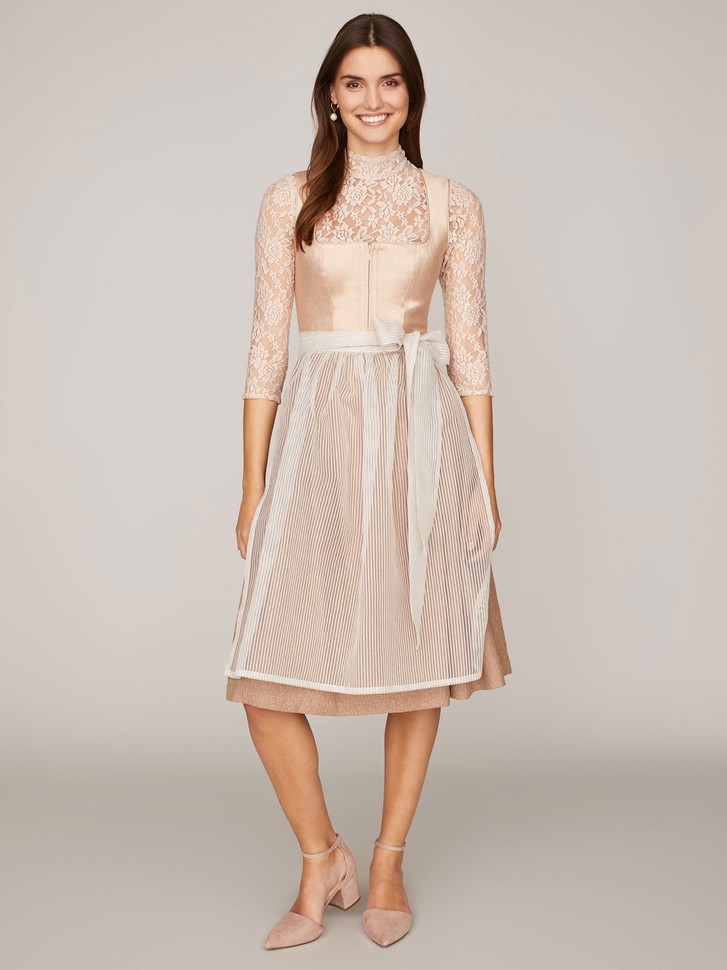 Rosé-Goldenes Dirndl Rosé-Goldenes Dirndl