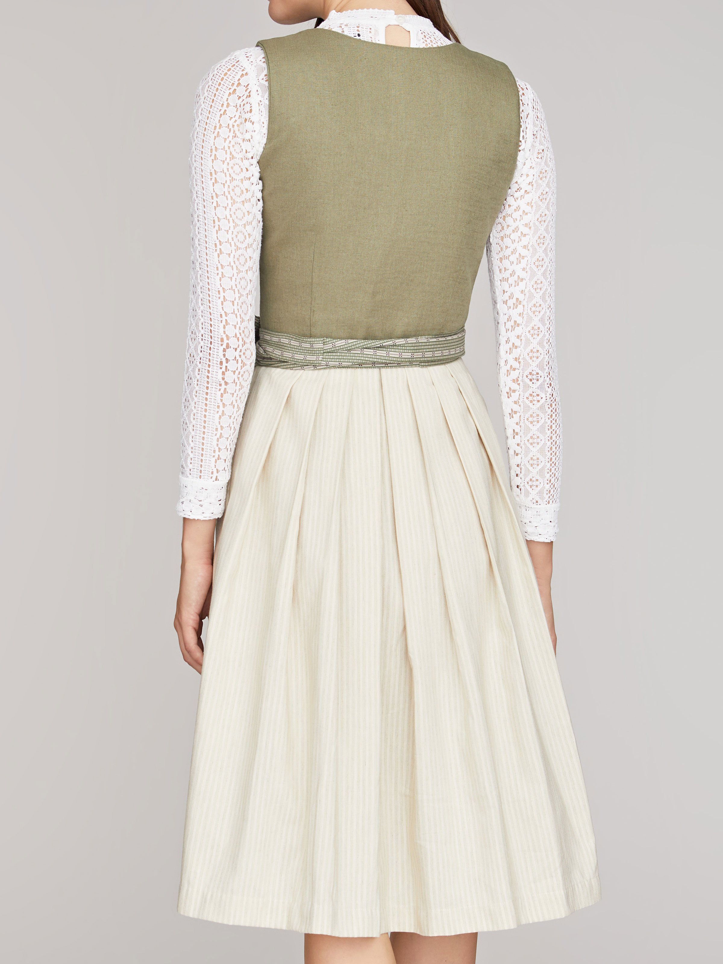Khakifarbenes Dirndl Khakifarbenes Dirndl
