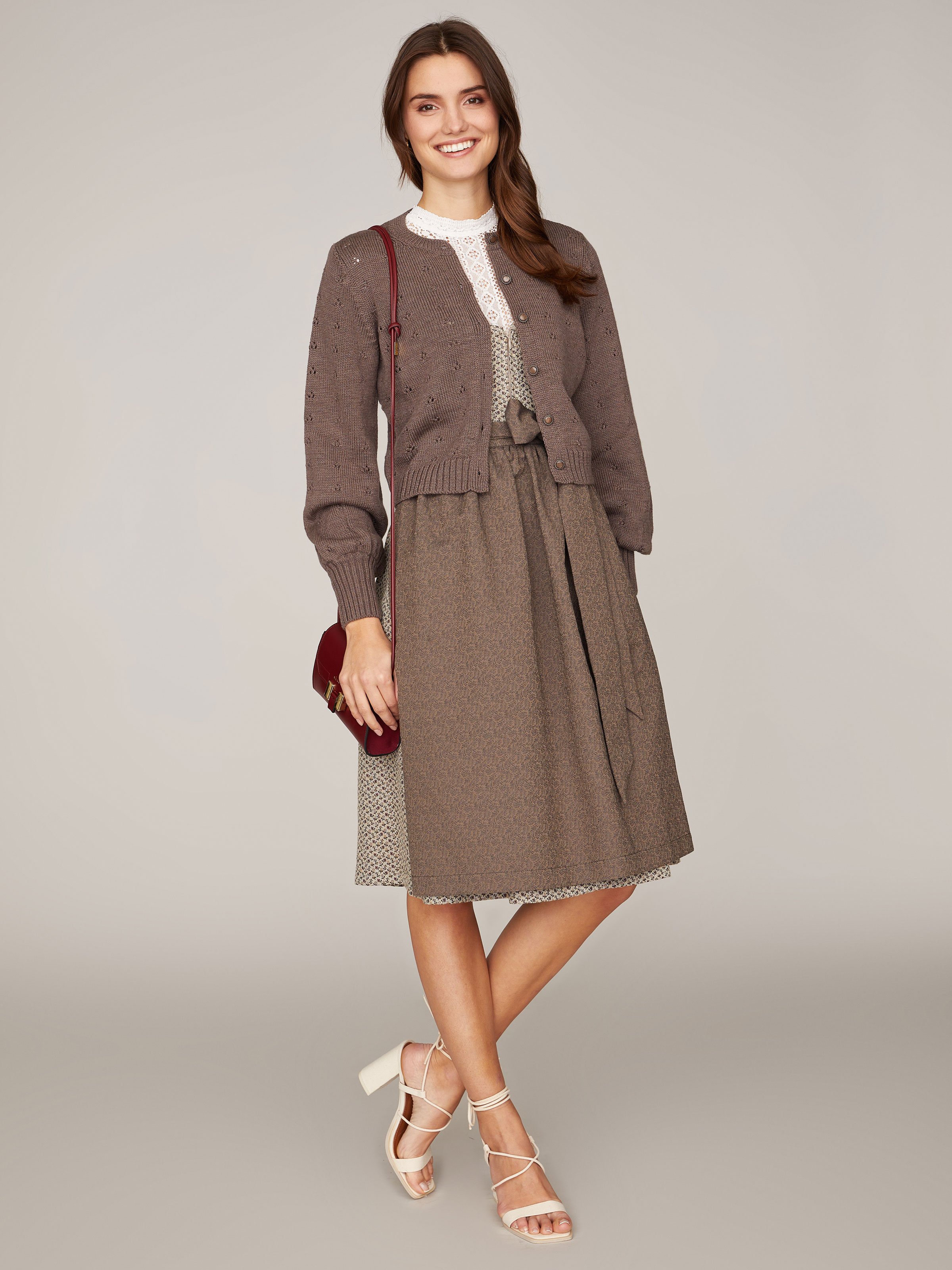 Grünes Dirndl Grünes Dirndl