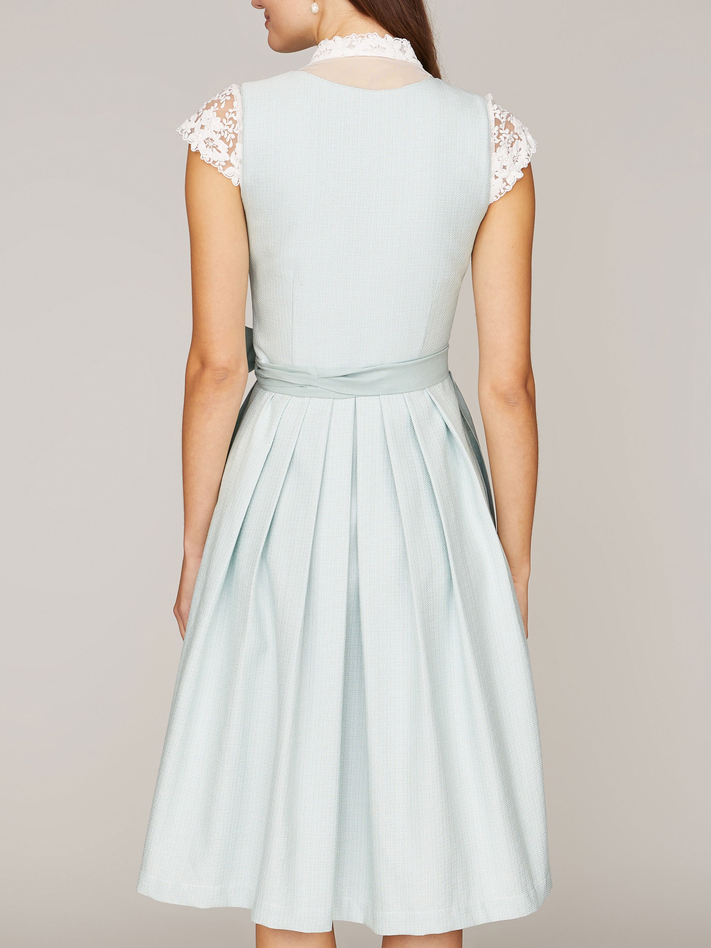 Mintfarbenes Dirndl Mintfarbenes Dirndl
