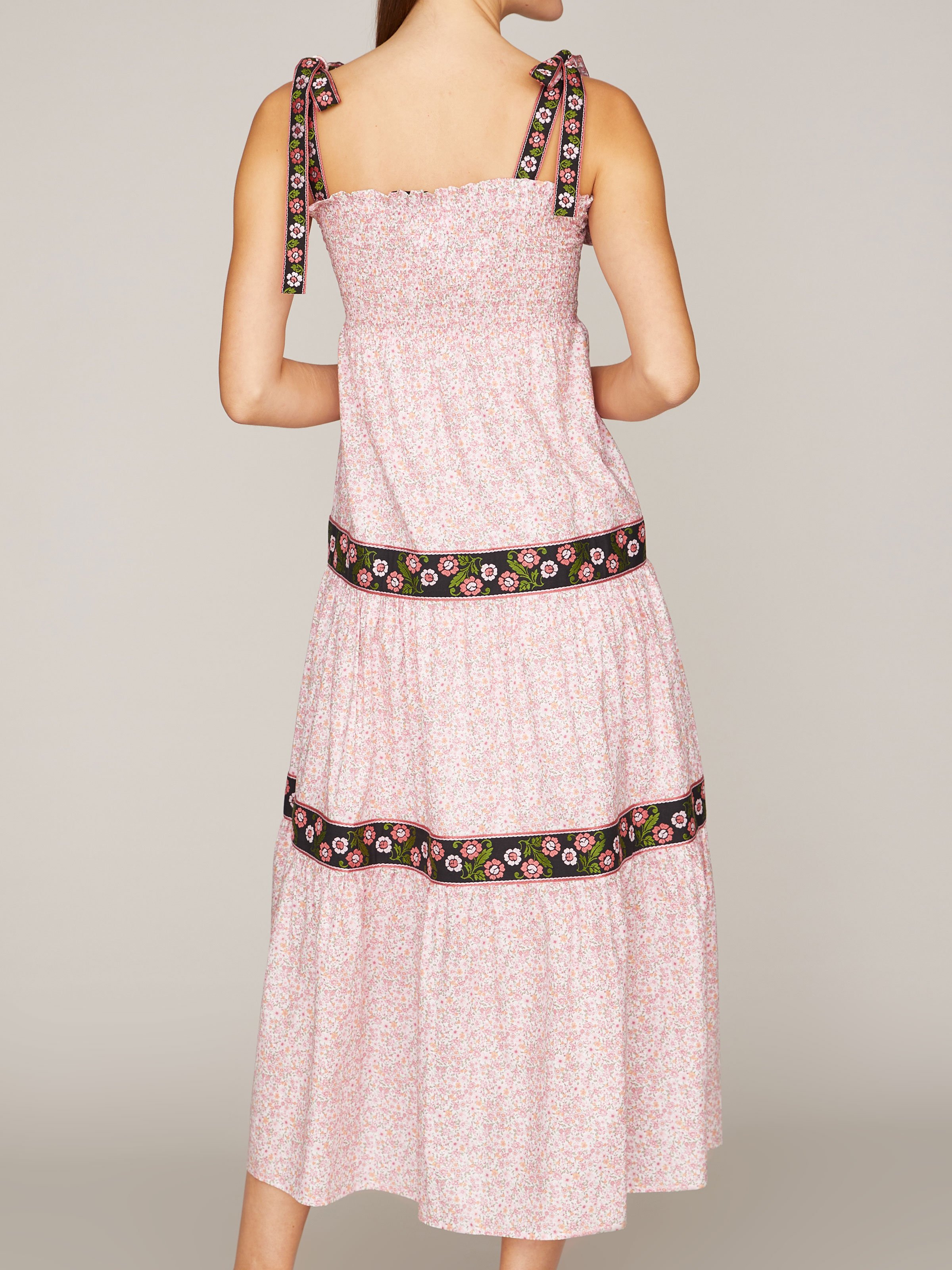 Sommerkleid mit Liberty-Muster Sommerkleid mit Liberty-Muster