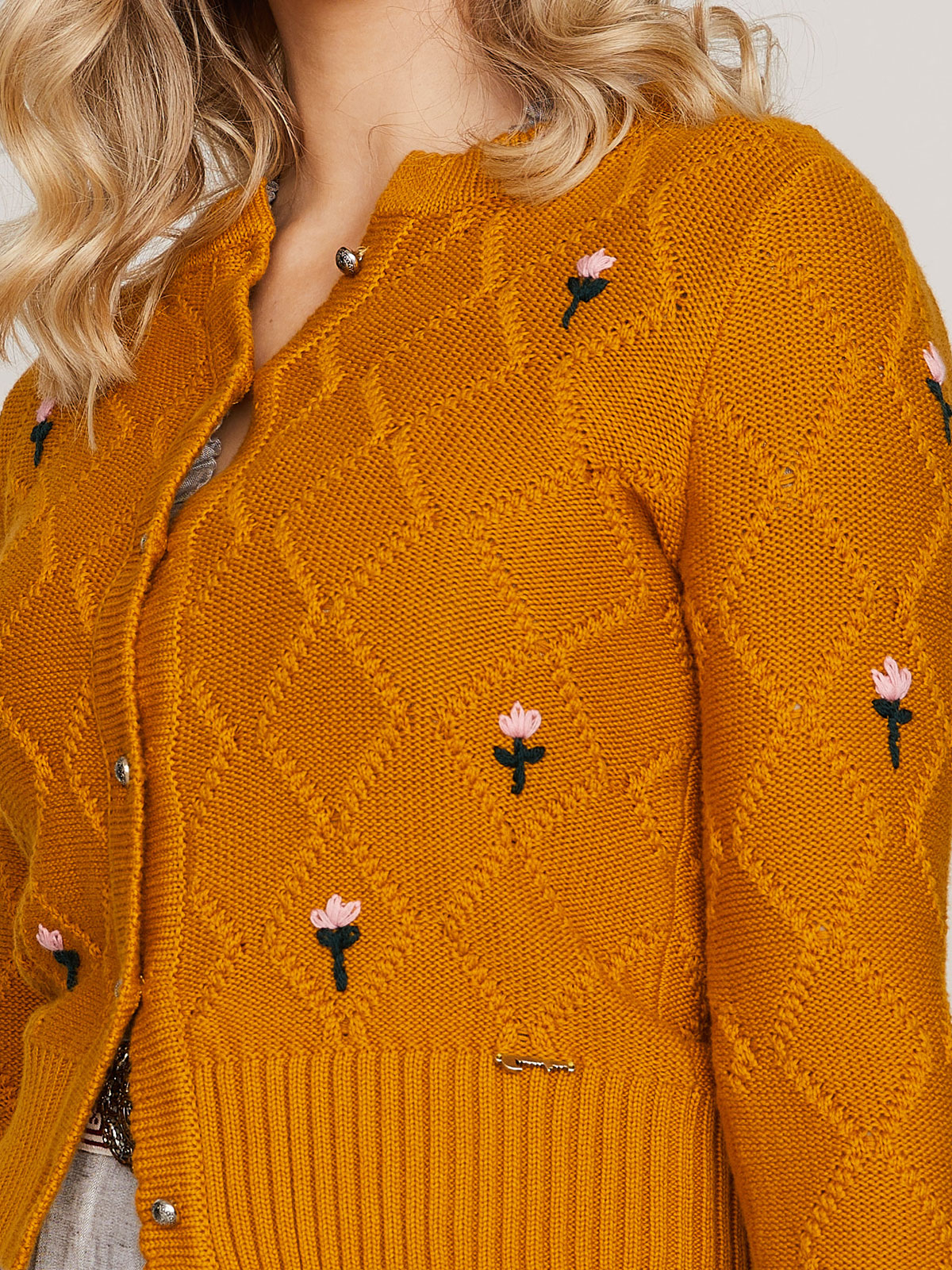 Strickjacke in Curry Strickjacke in Curry