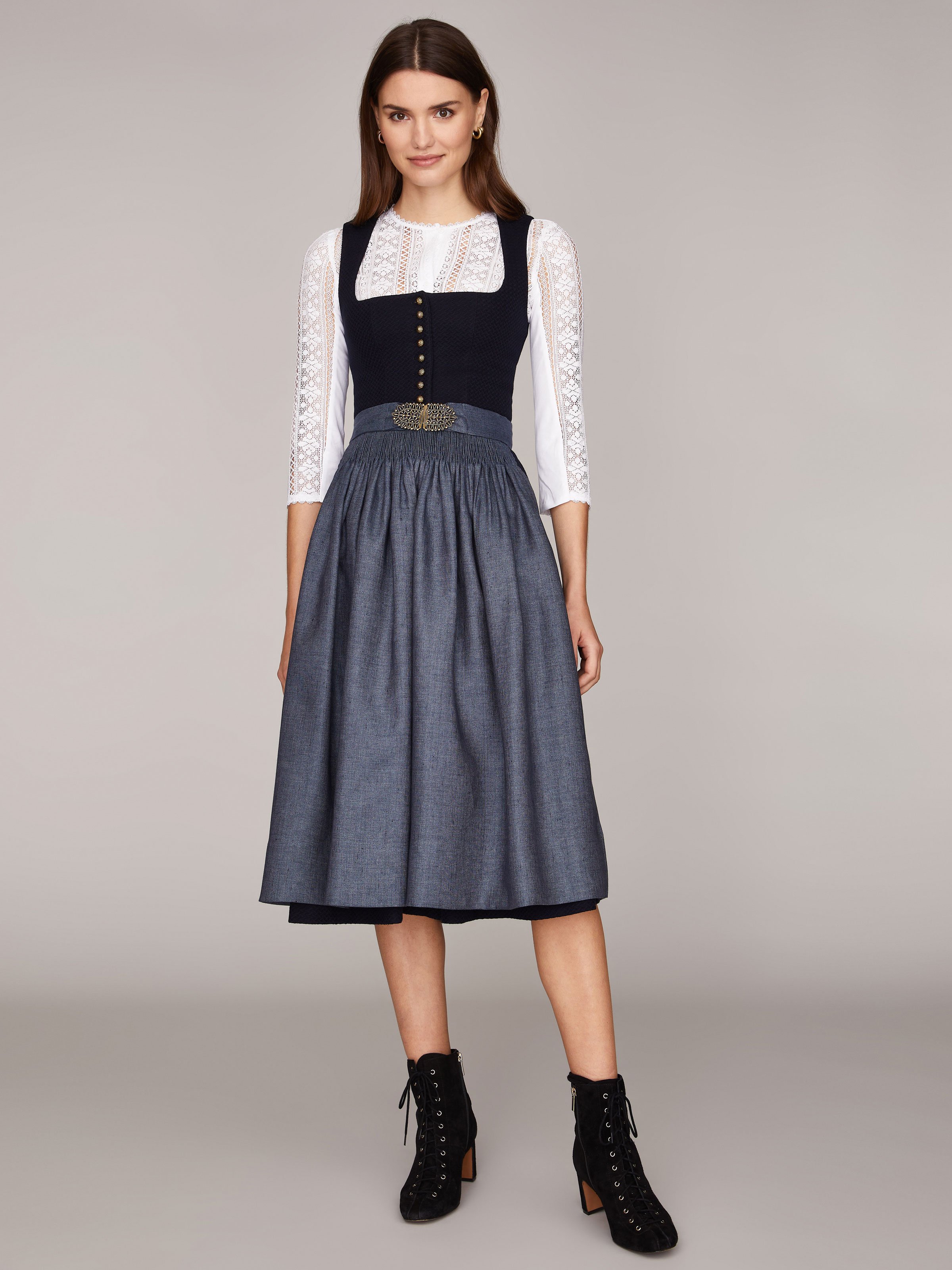 Blaues Dirndl Blaues Dirndl