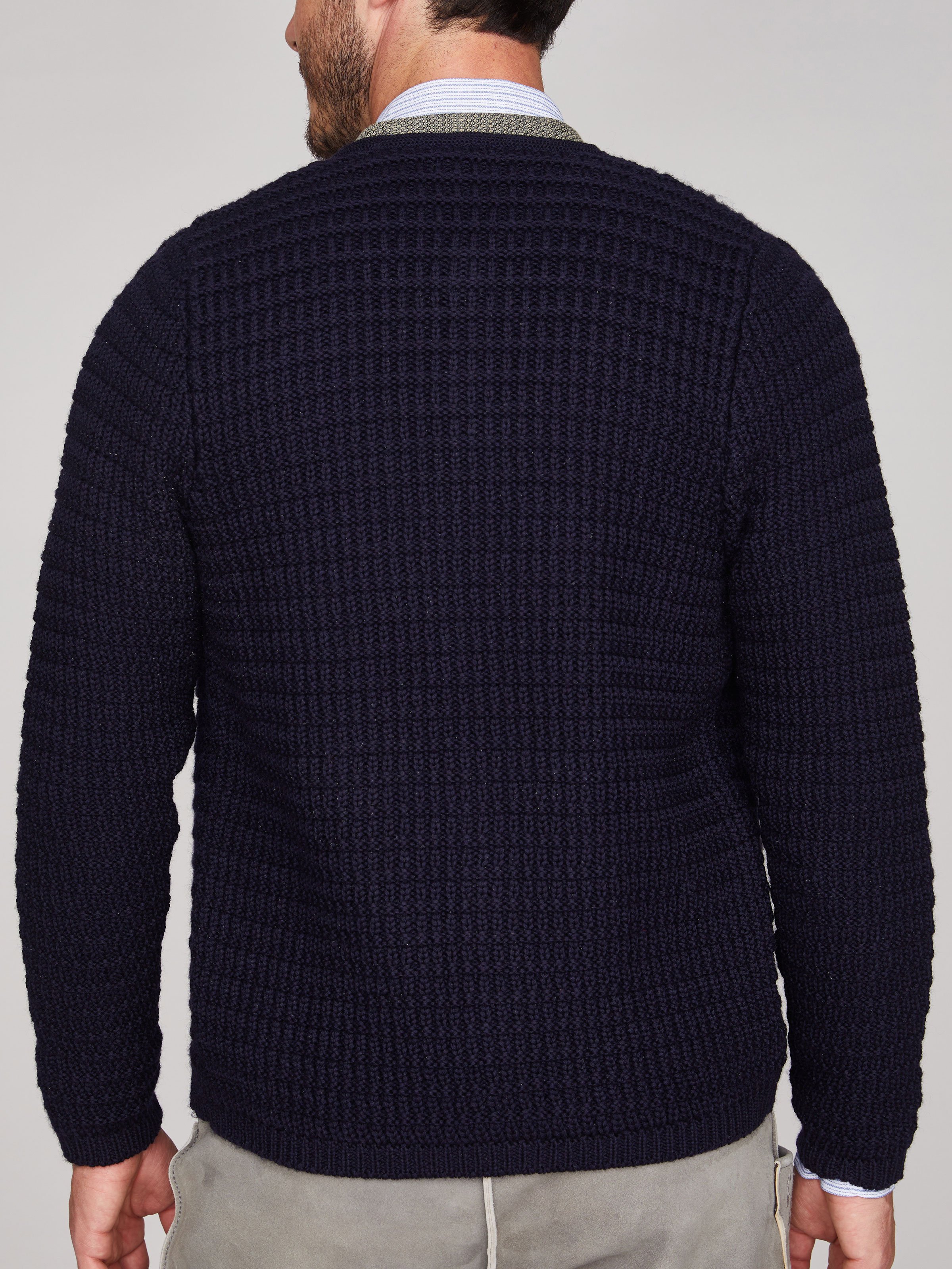 Tintenblaue Strickjacke Tintenblaue Strickjacke