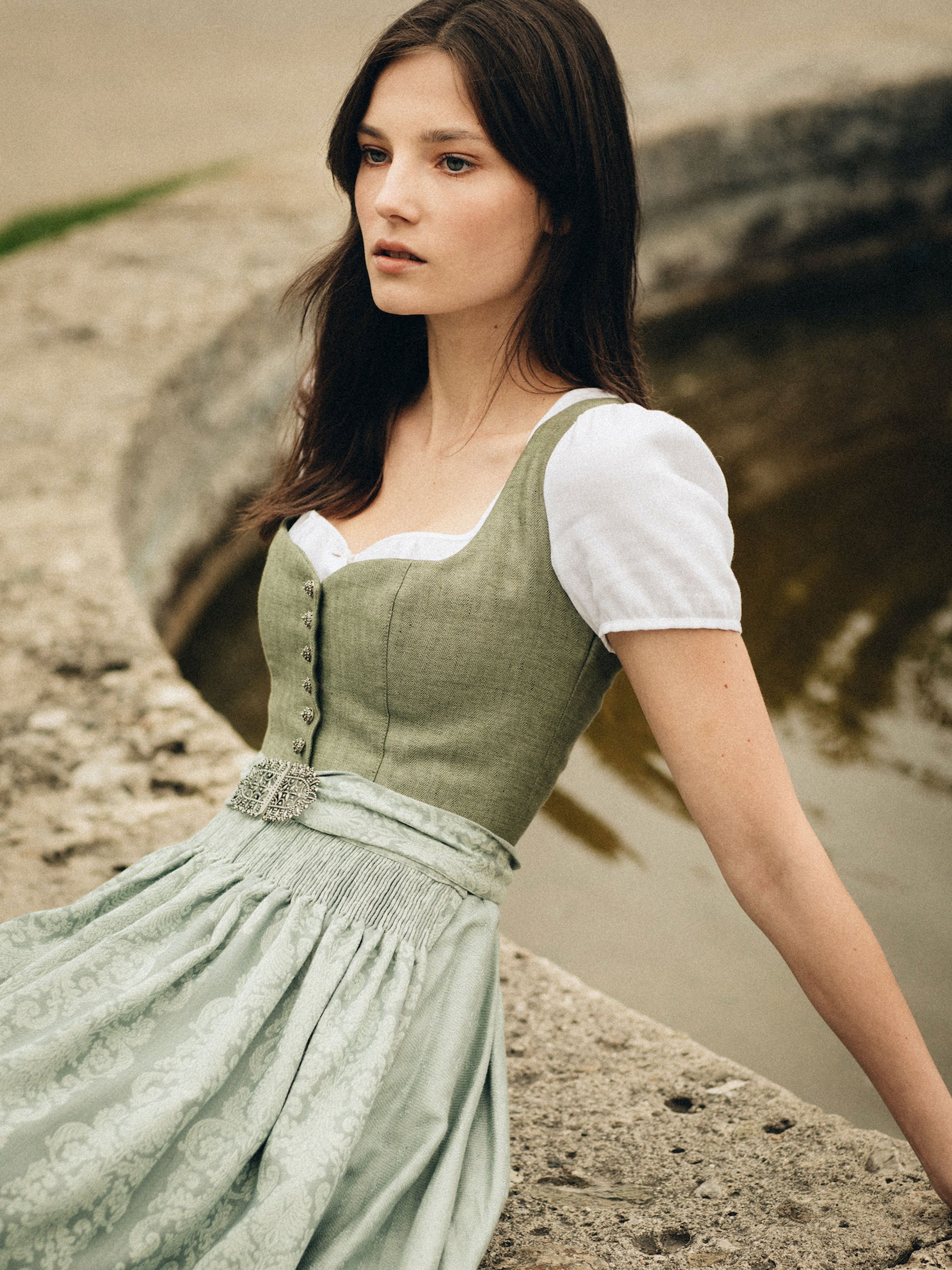 Hellgrünes Dirndl Hellgrünes Dirndl
