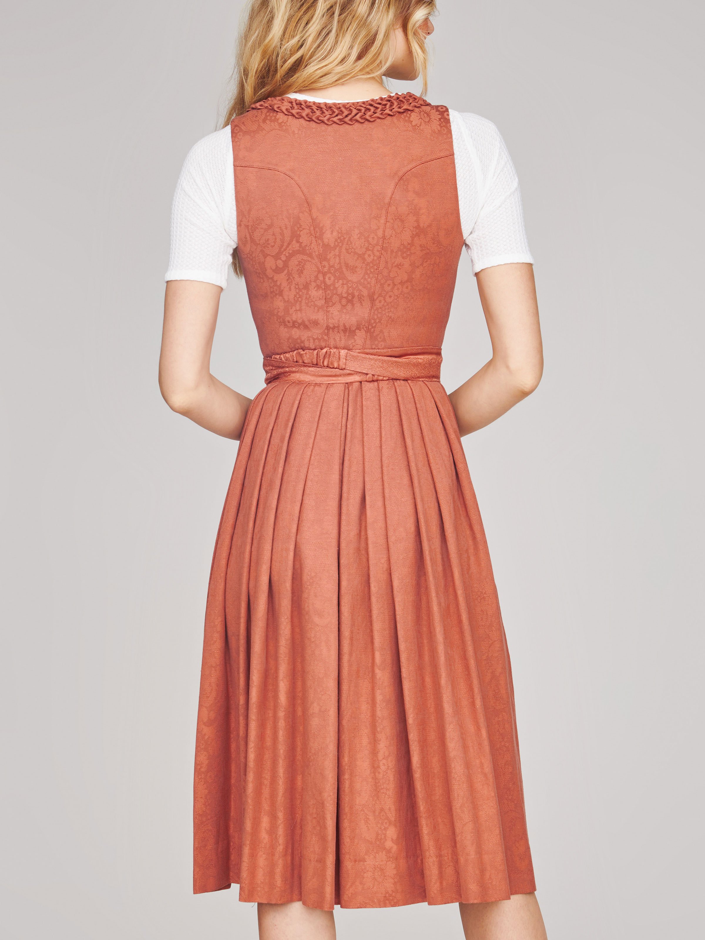 Rostbraunes Stretch-Dirndl Rostbraunes Stretch-Dirndl