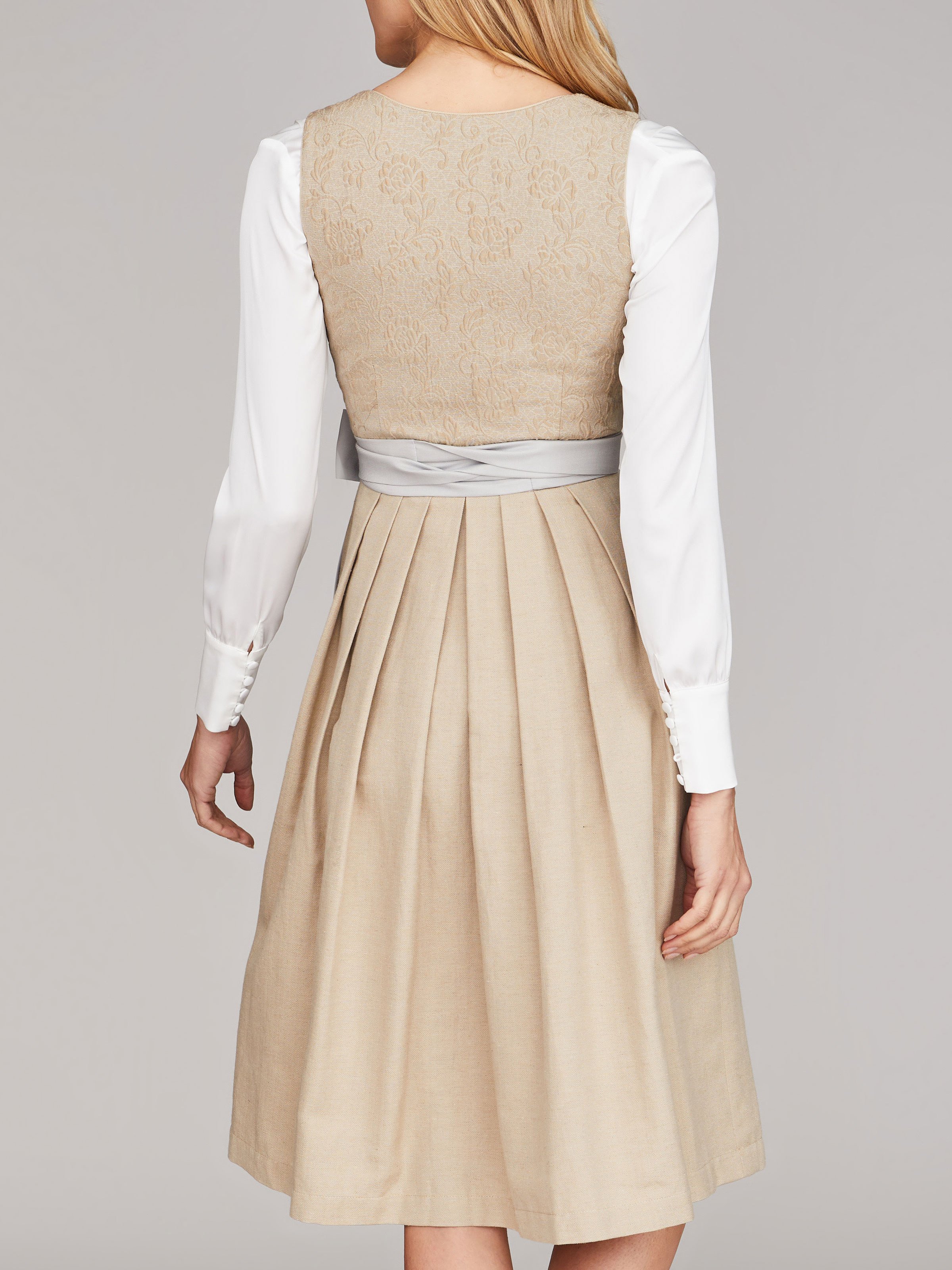 Beiges Balkonett-Dirndl Beiges Balkonett-Dirndl