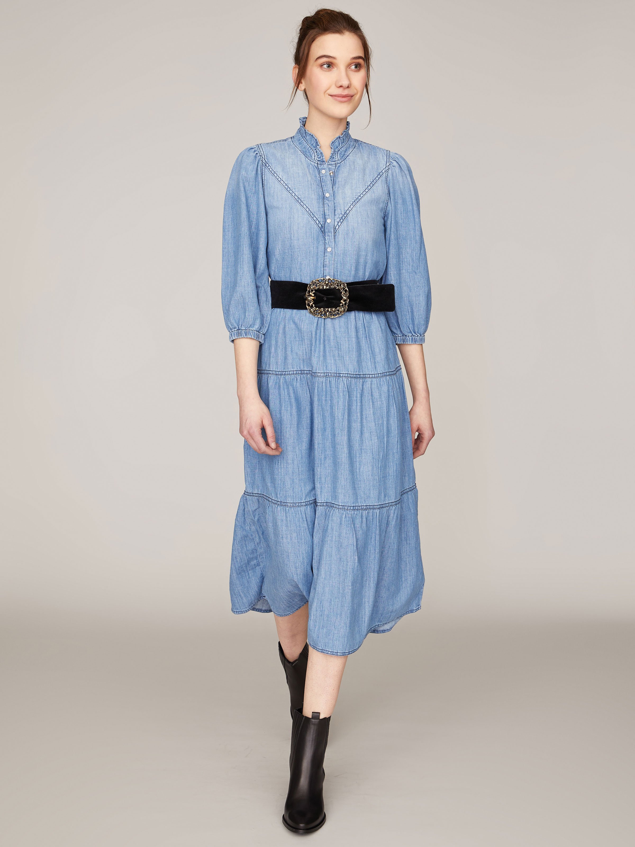 Langes Kleid in Denim-Optik Langes Kleid in Denim-Optik