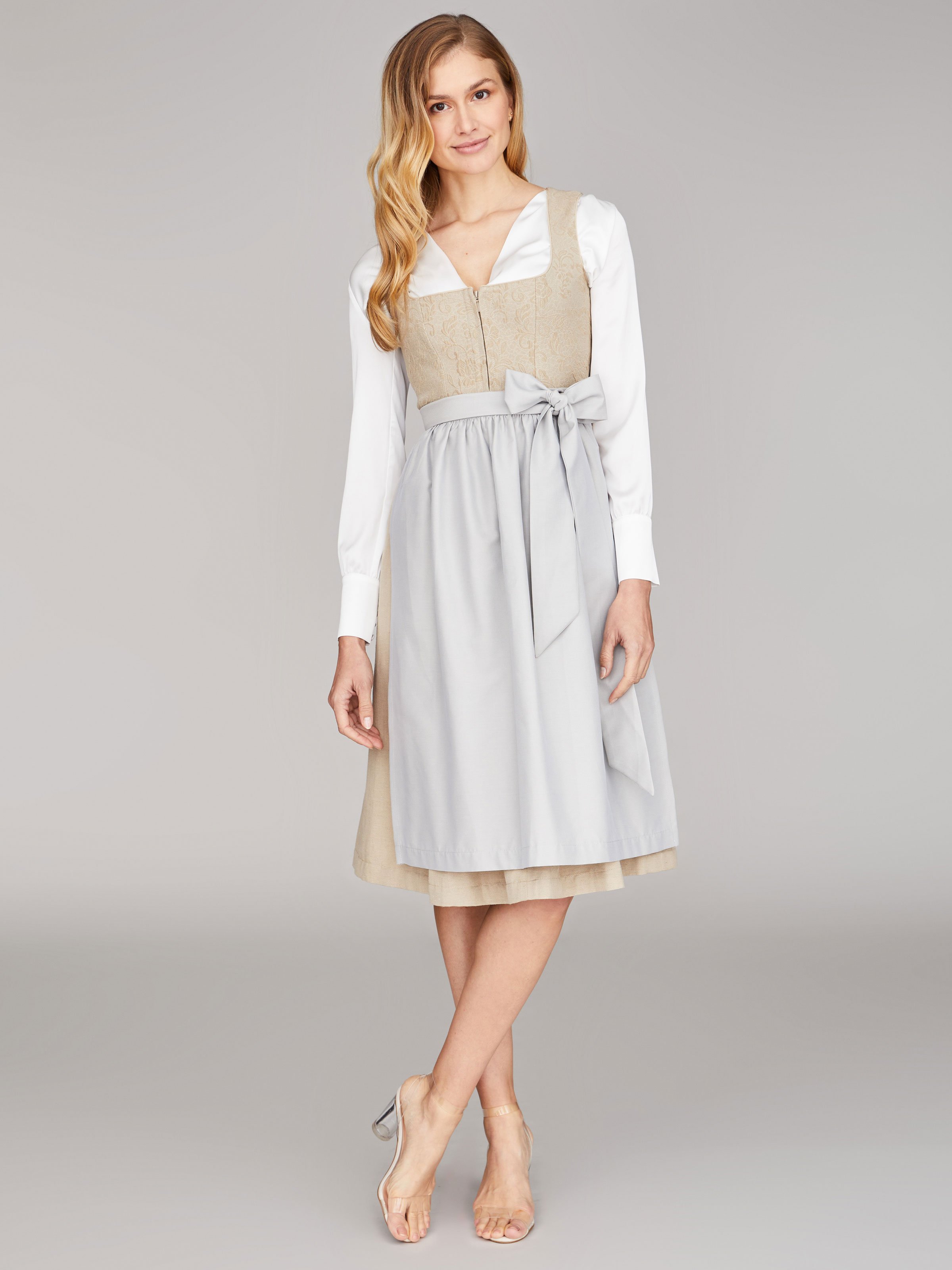 Beiges Balkonett-Dirndl Beiges Balkonett-Dirndl