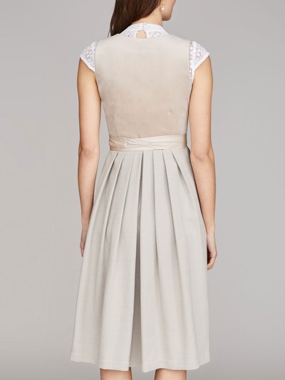 Beiges Samtdirndl Beiges Samtdirndl