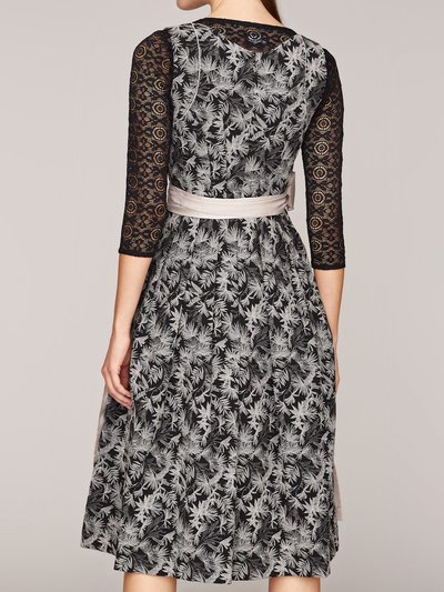 Schwarzes Dirndl mit weißem Palmenmuster